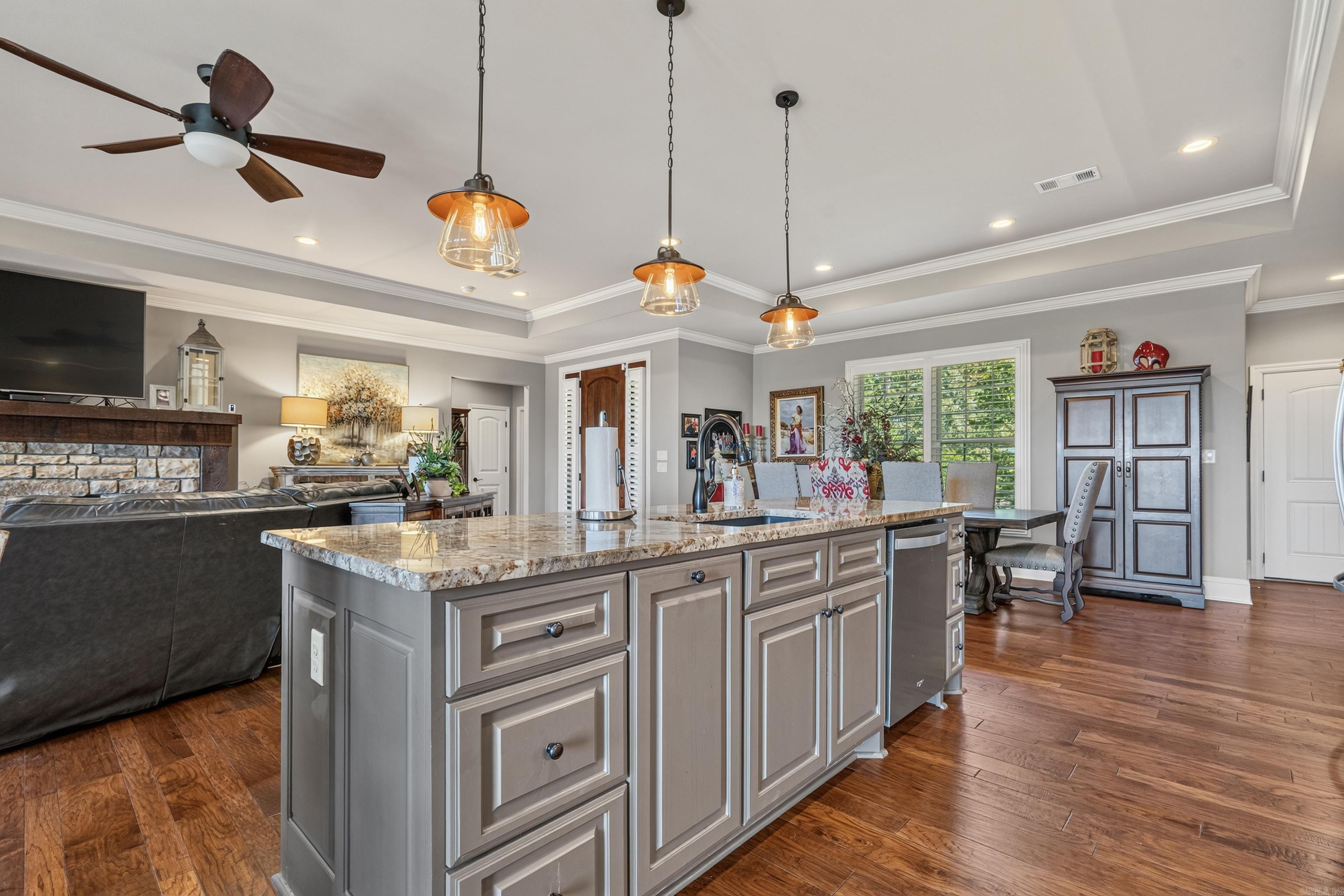 156 West Mountain View Circle  Hot Springs, AR