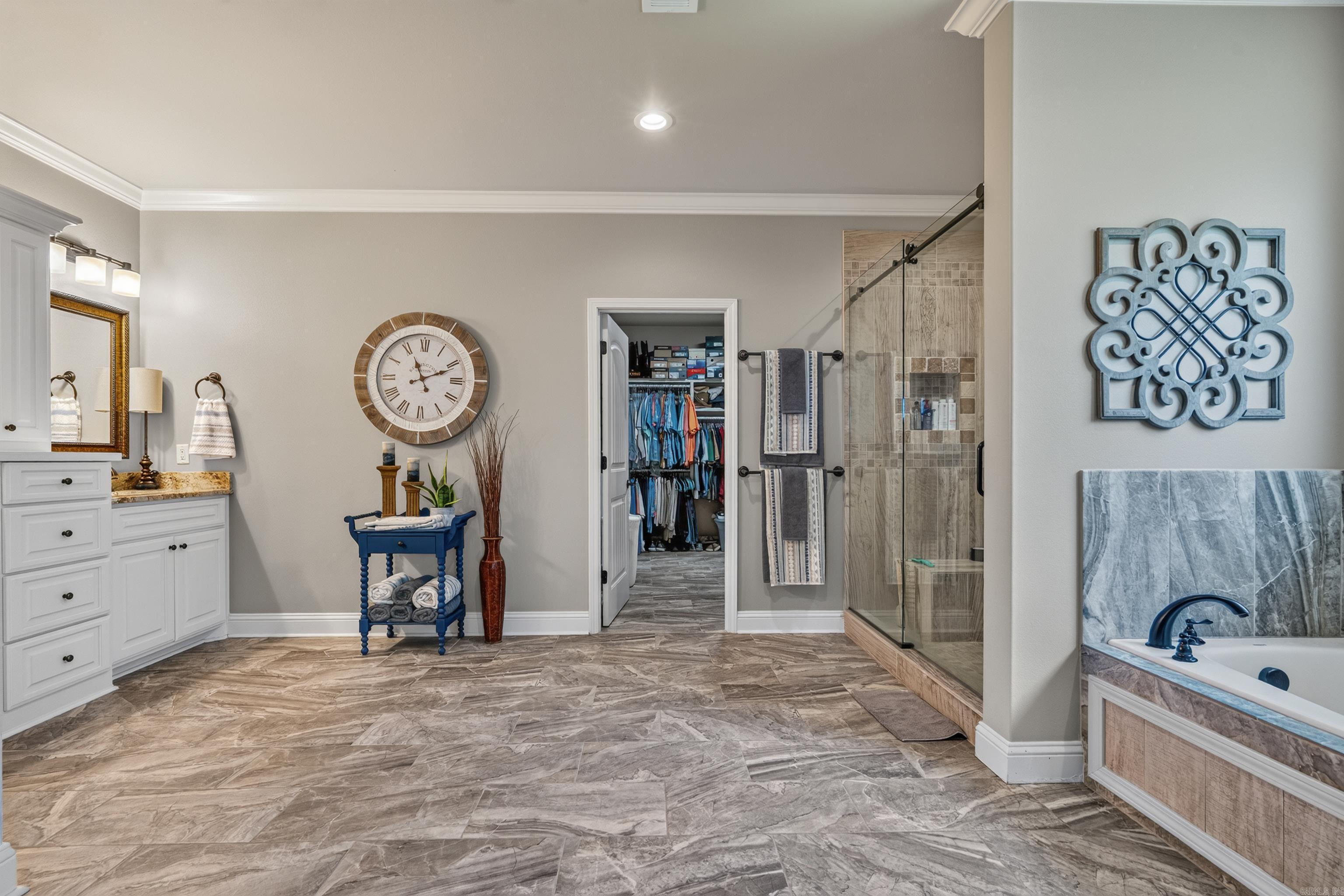 156 West Mountain View Circle  Hot Springs, AR