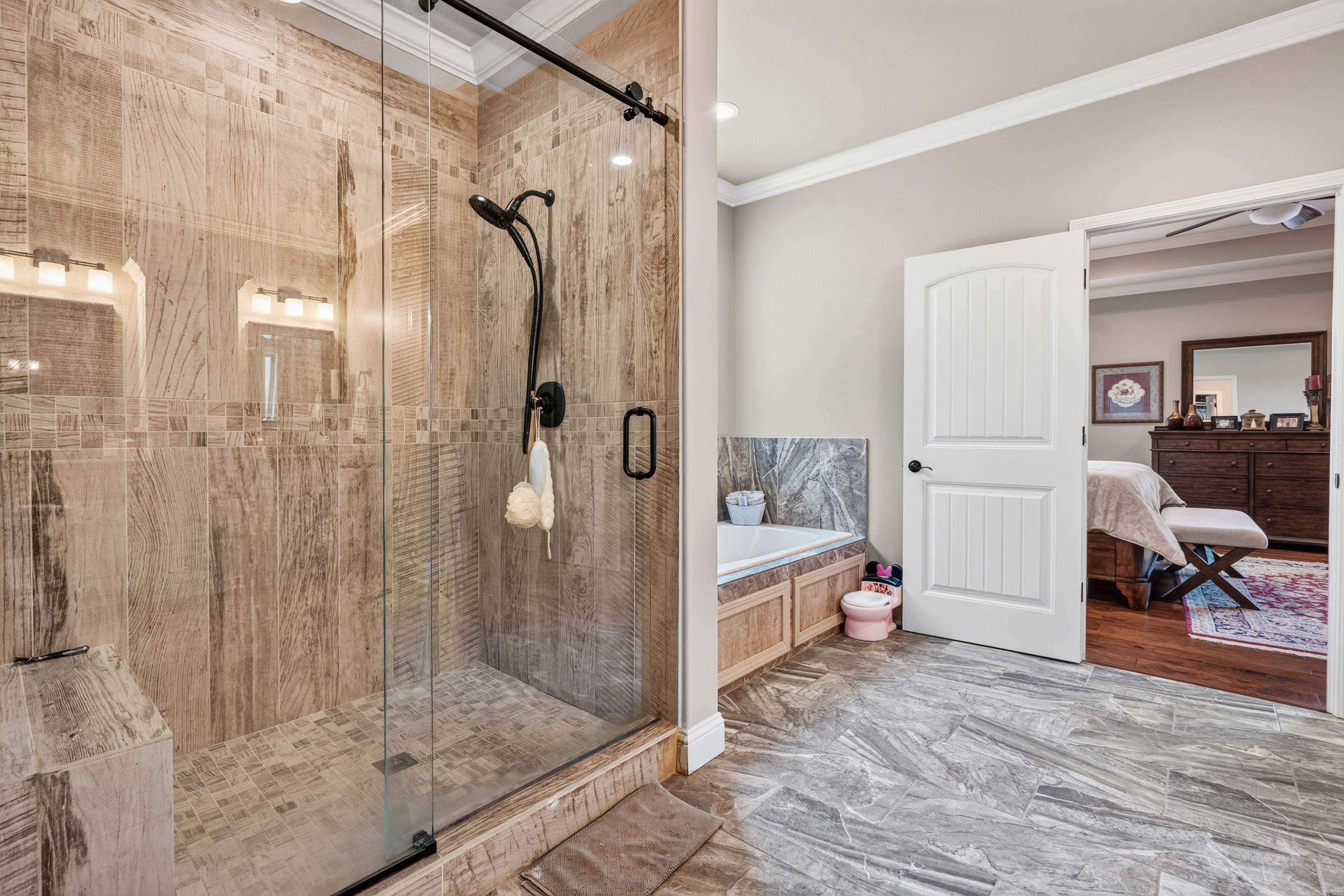 156 West Mountain View Circle  Hot Springs, AR
