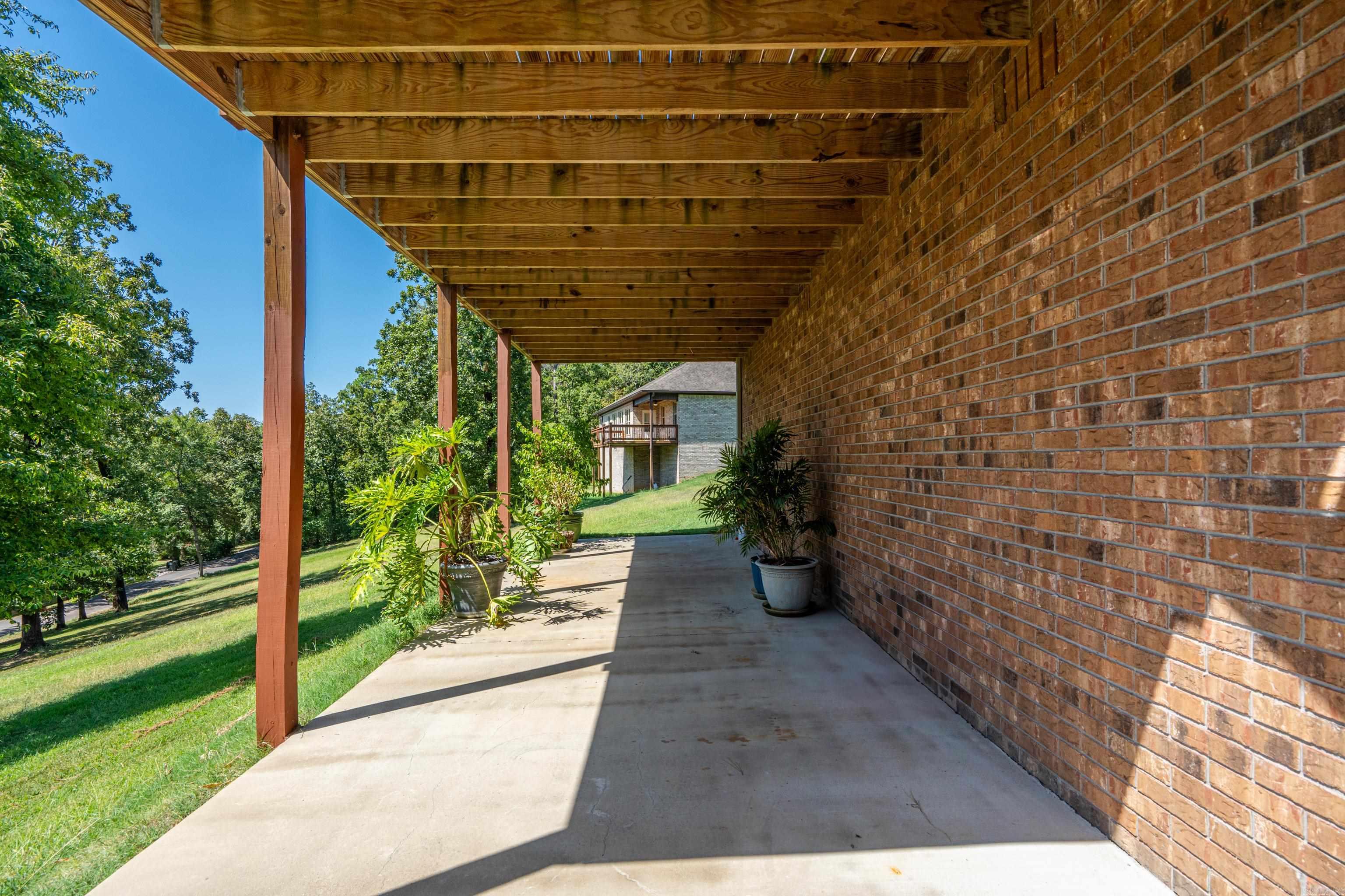 156 West Mountain View Circle  Hot Springs, AR