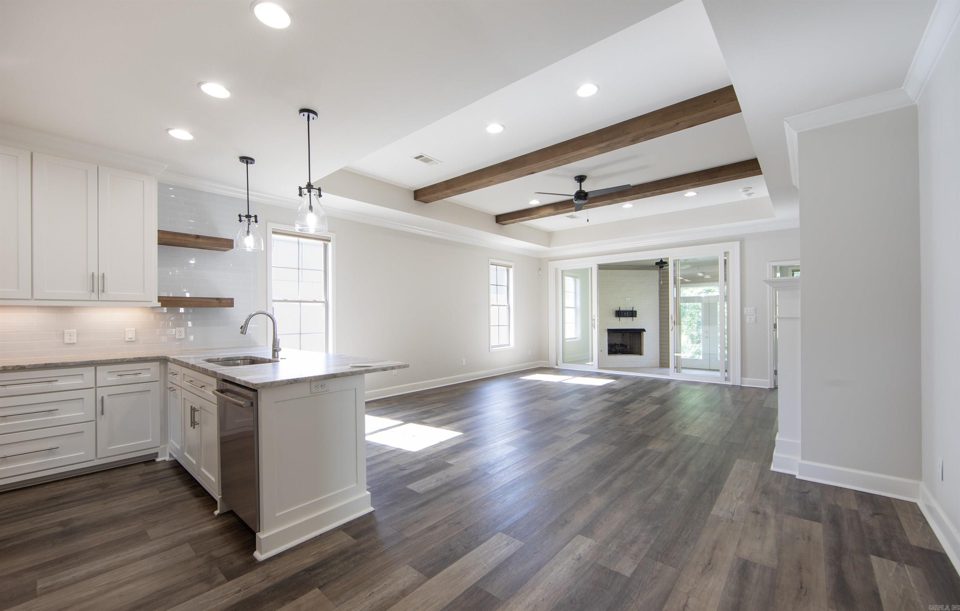 5 Saffron  Little Rock, AR