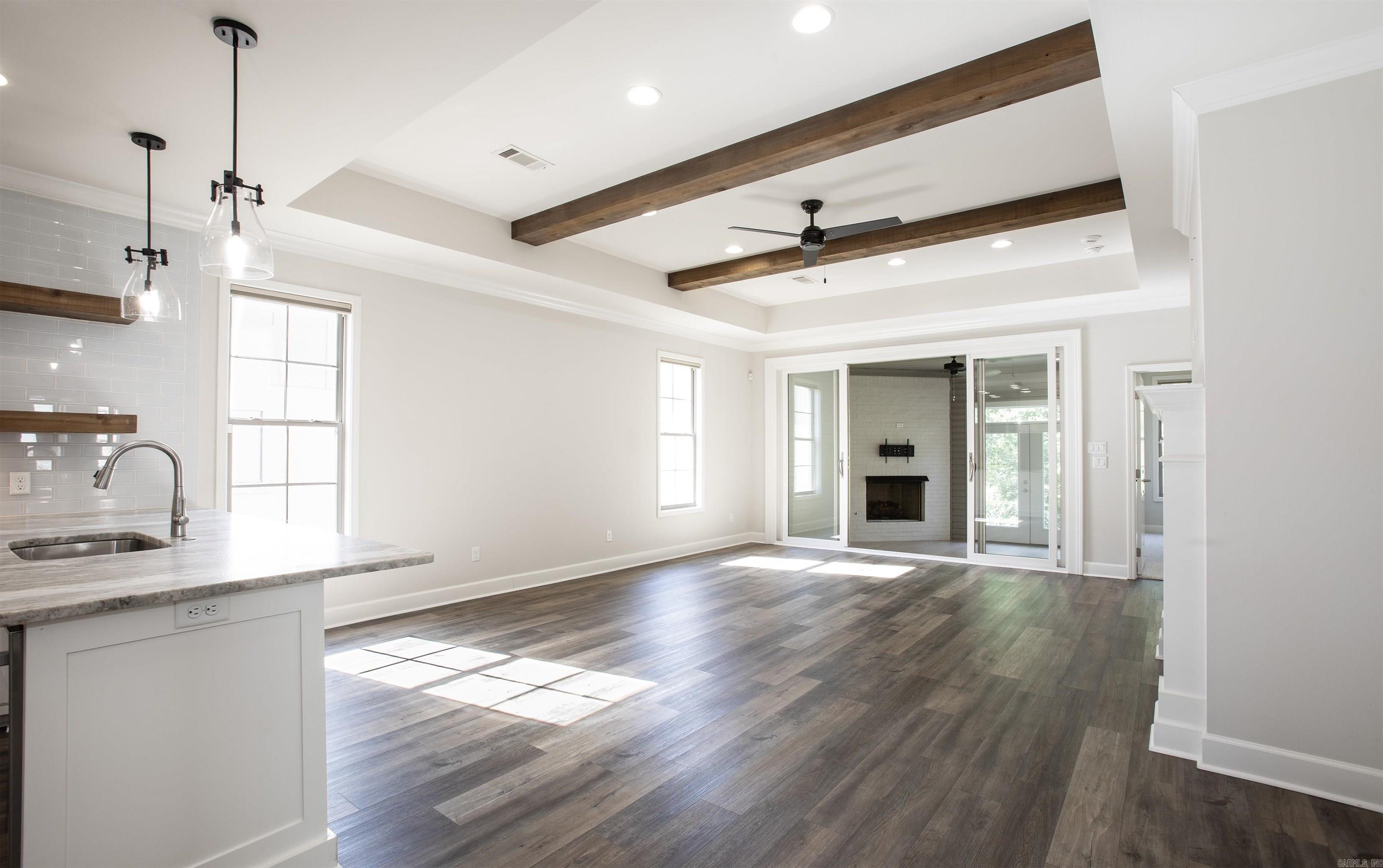 5 Saffron  Little Rock, AR