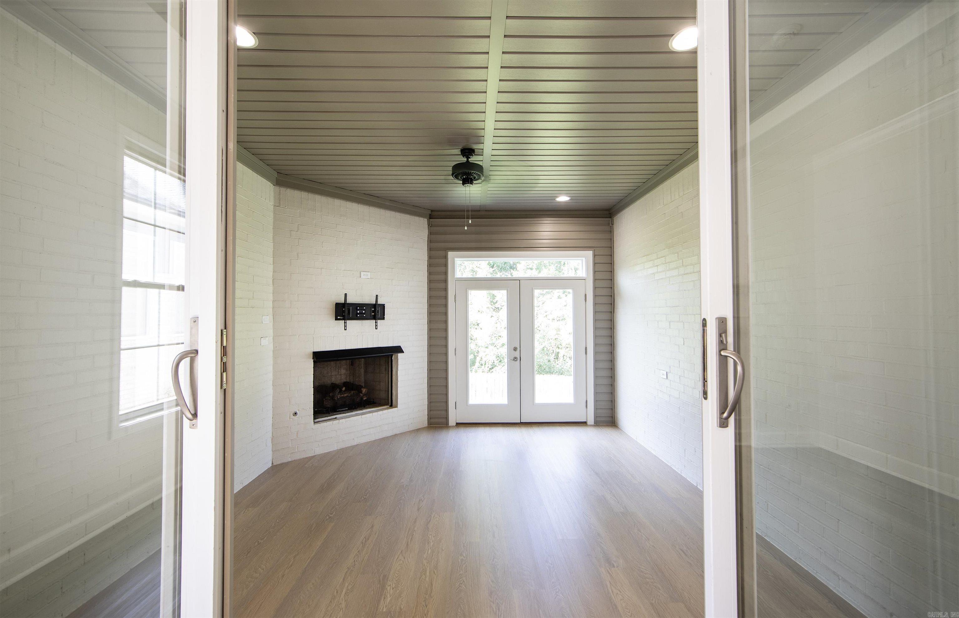 5 Saffron  Little Rock, AR