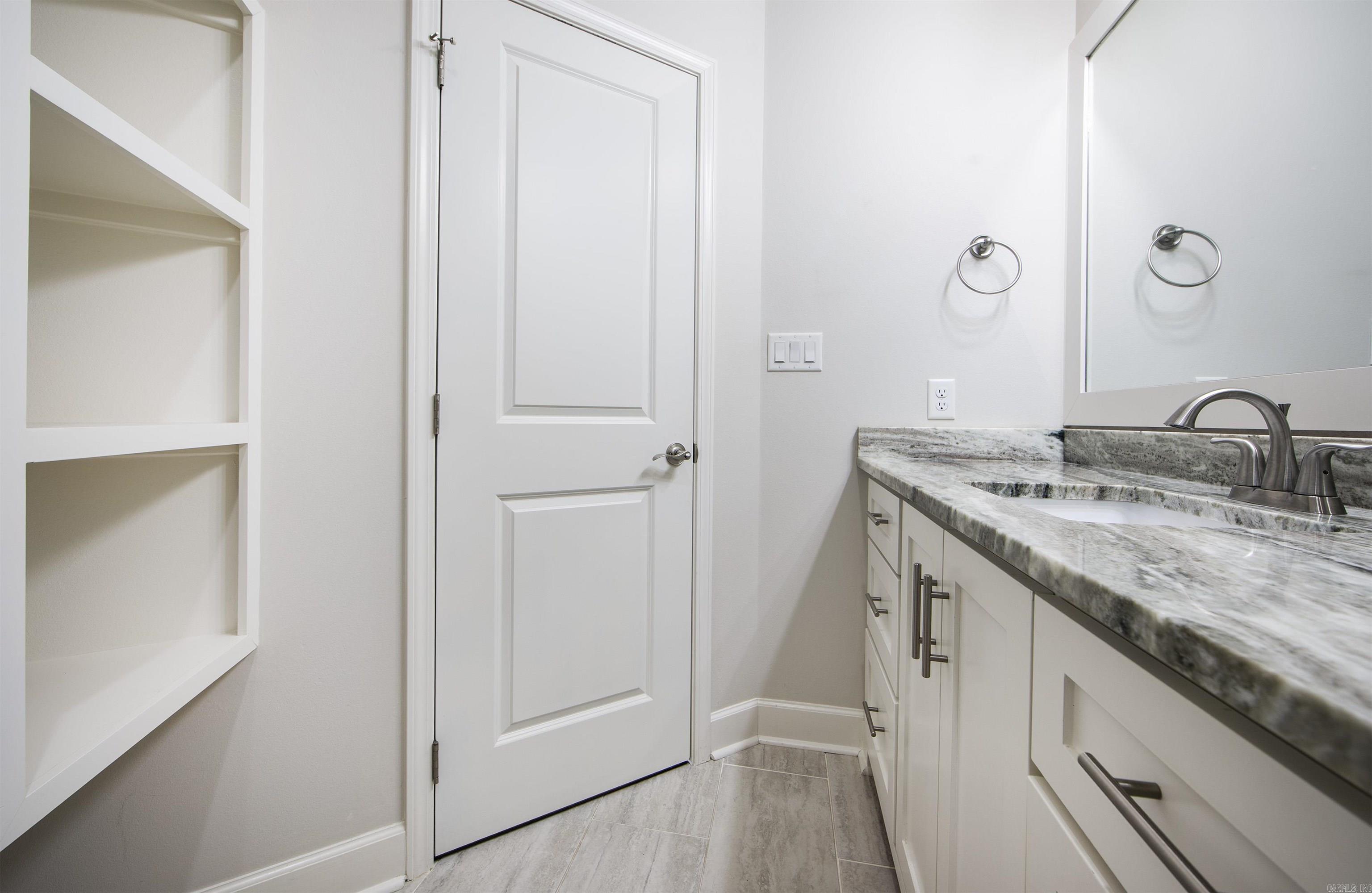 5 Saffron  Little Rock, AR