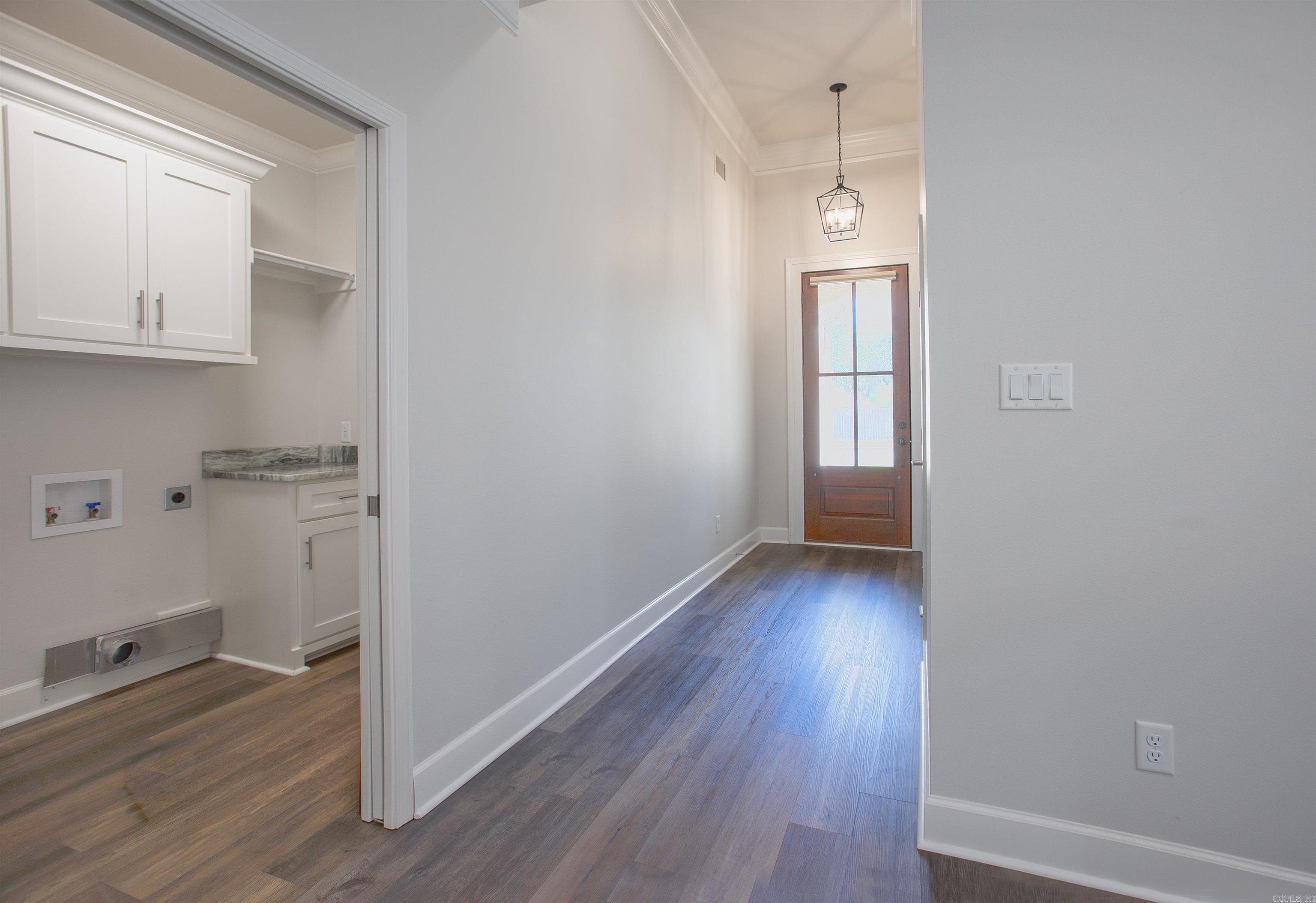 5 Saffron  Little Rock, AR