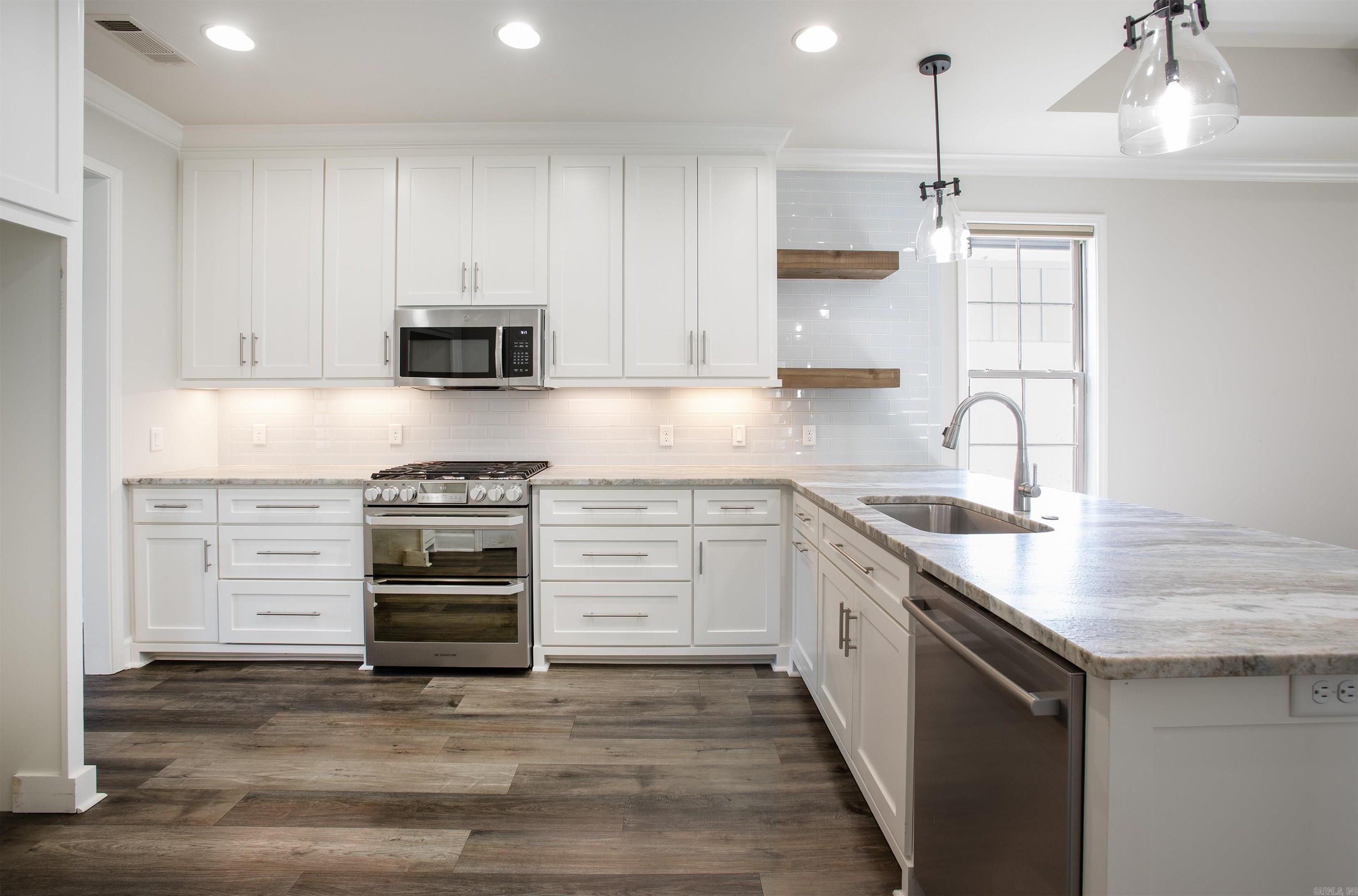5 Saffron  Little Rock, AR