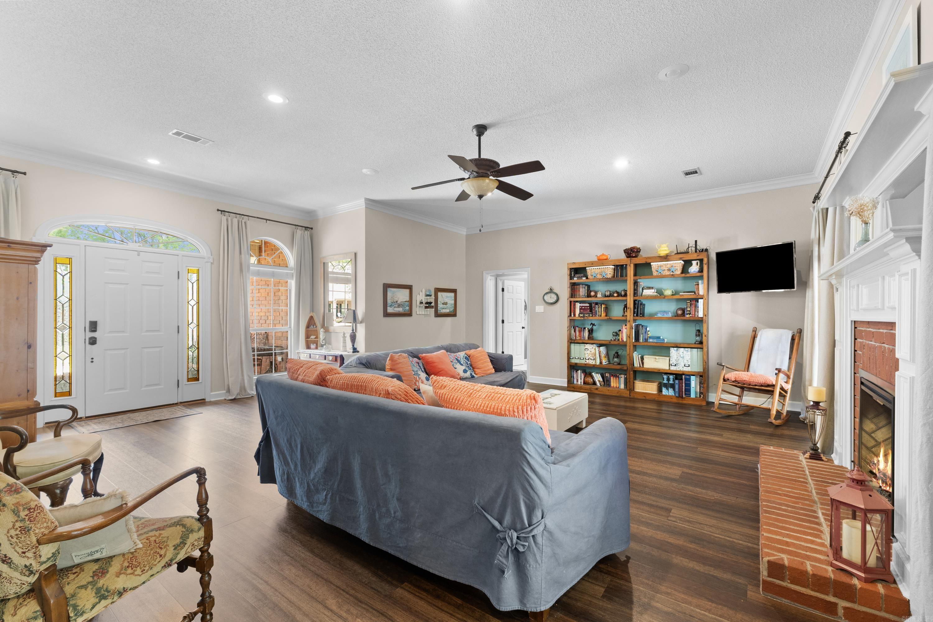 1515 John Ed  Conway, AR