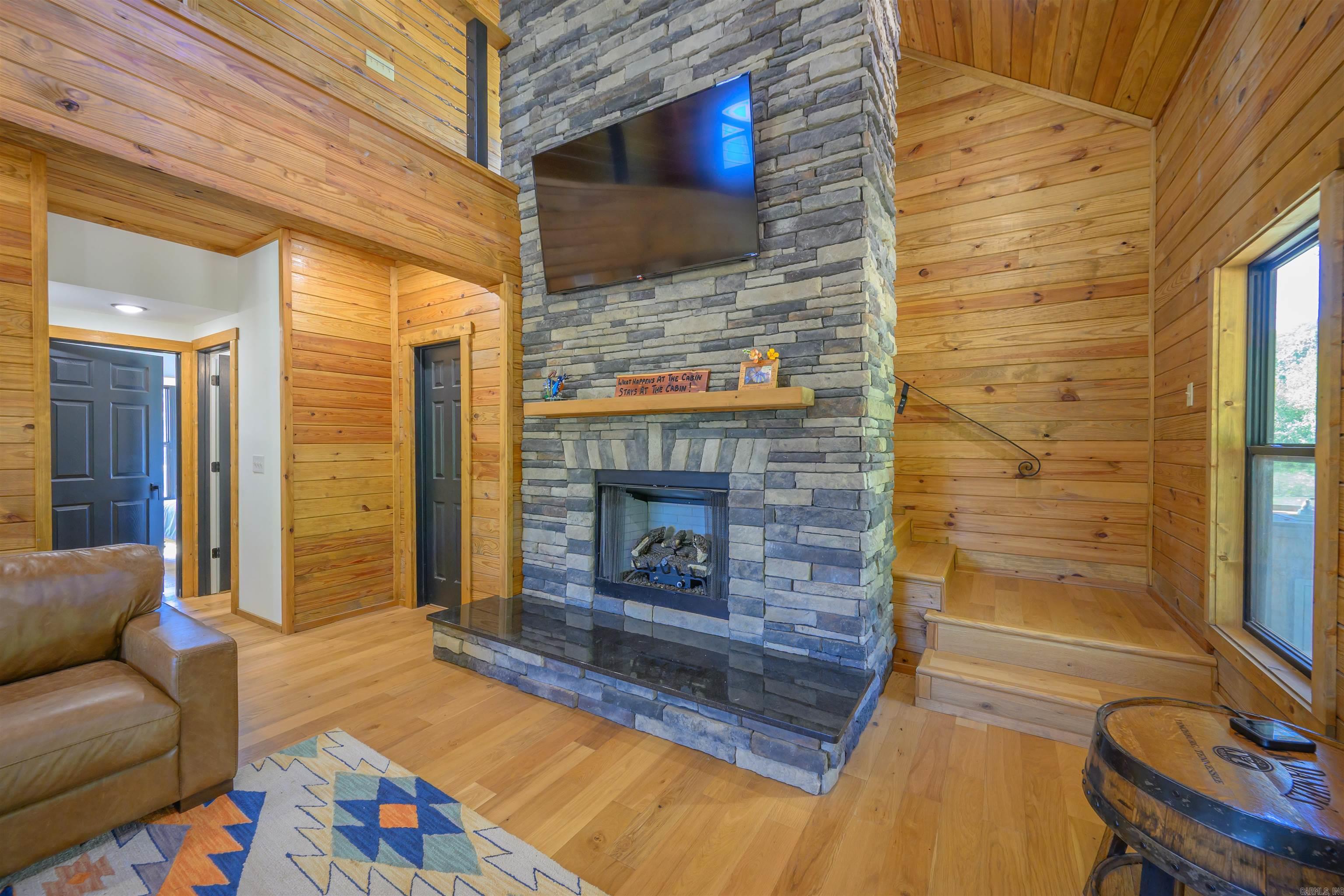 3780 River Road  Guion, AR