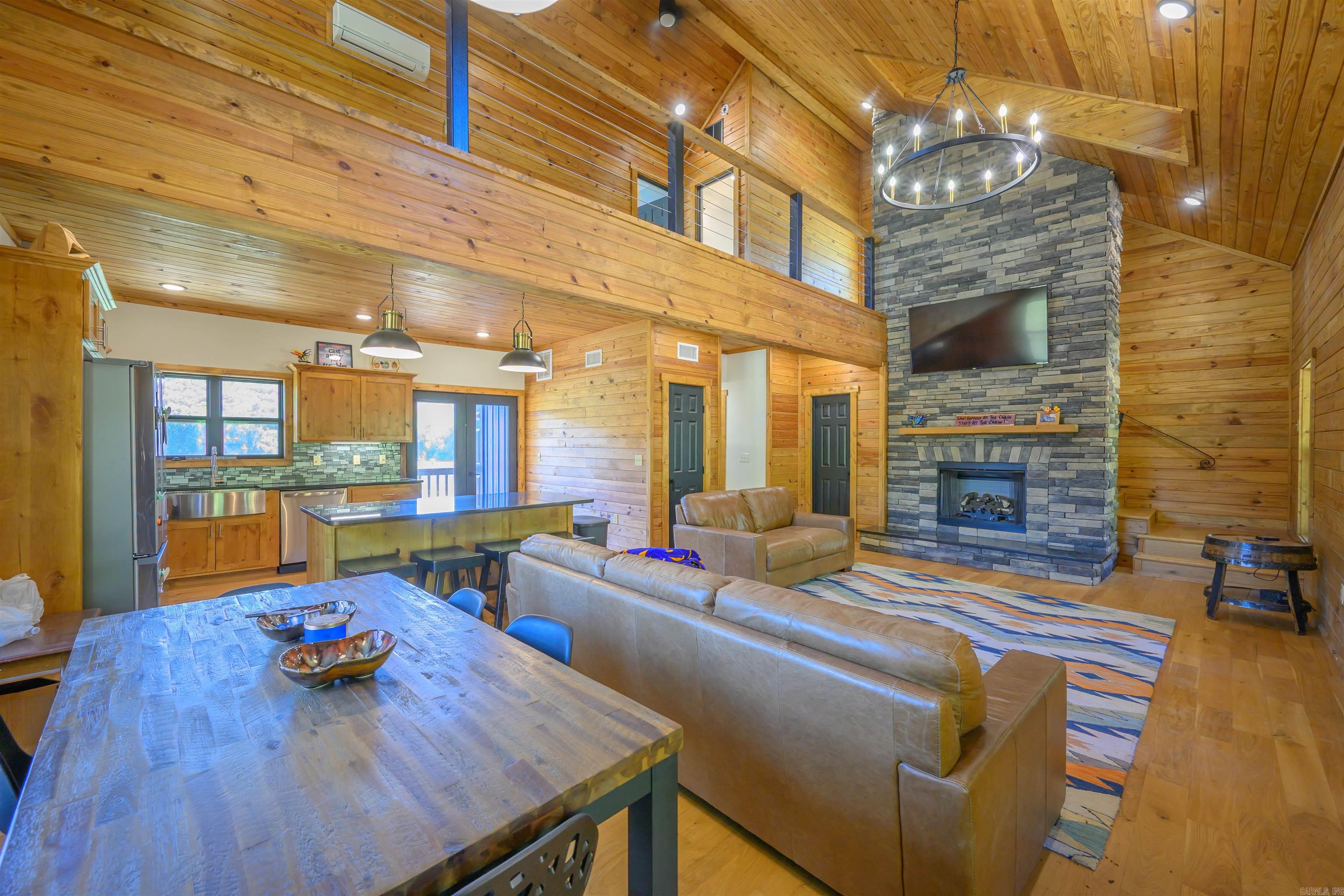 3780 River Road  Guion, AR