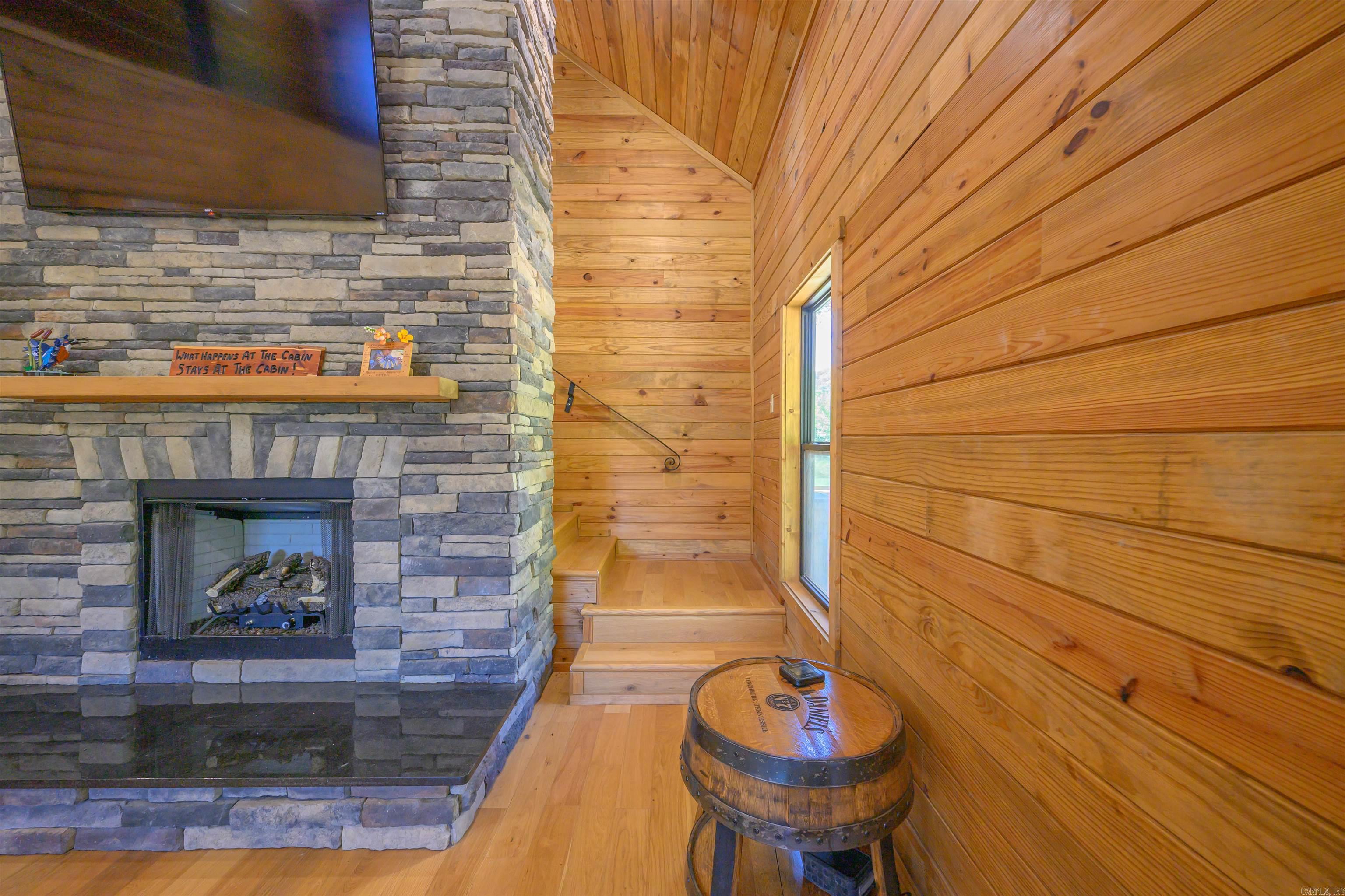 3780 River Road  Guion, AR