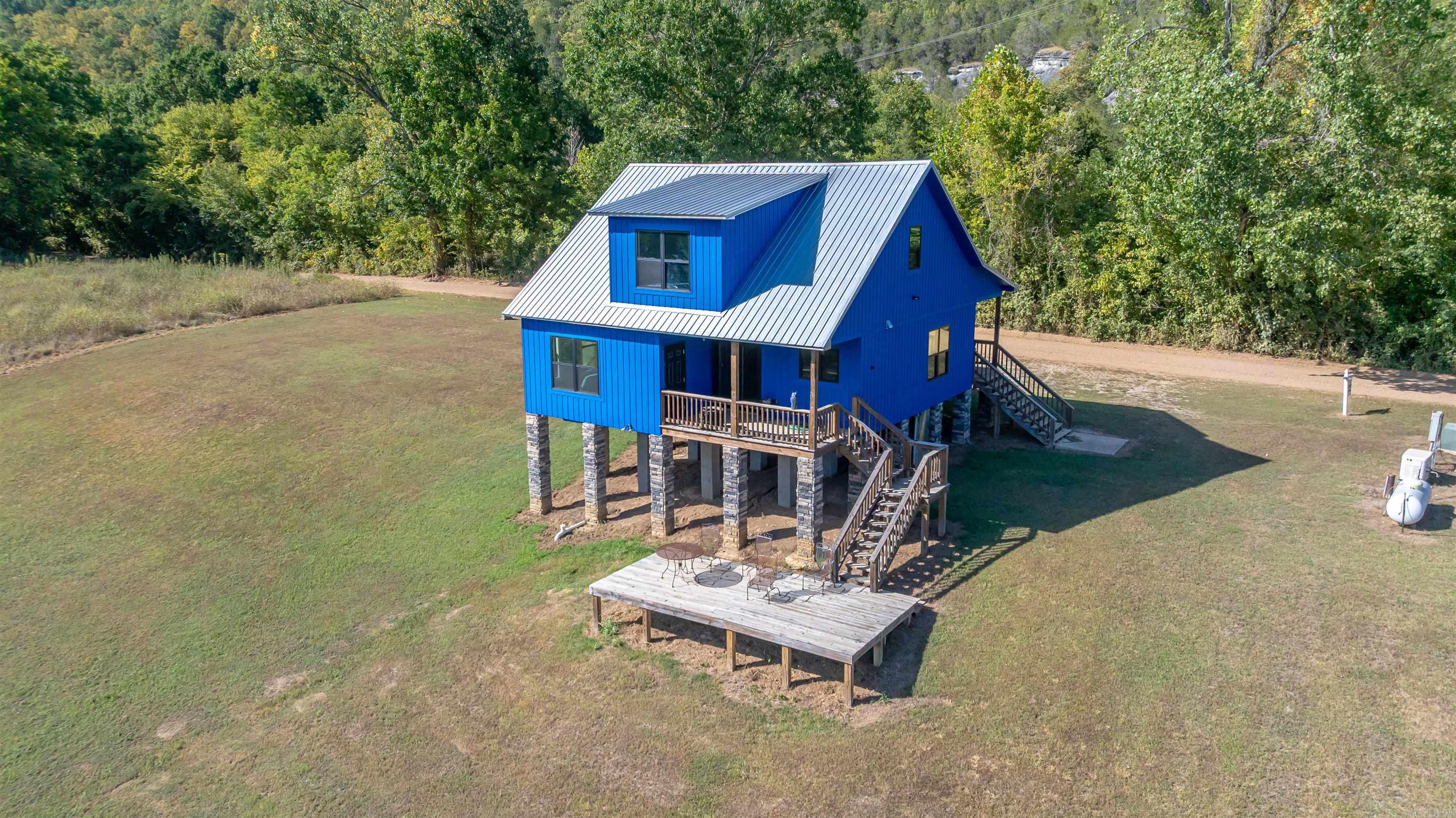 3780 River Road  Guion, AR