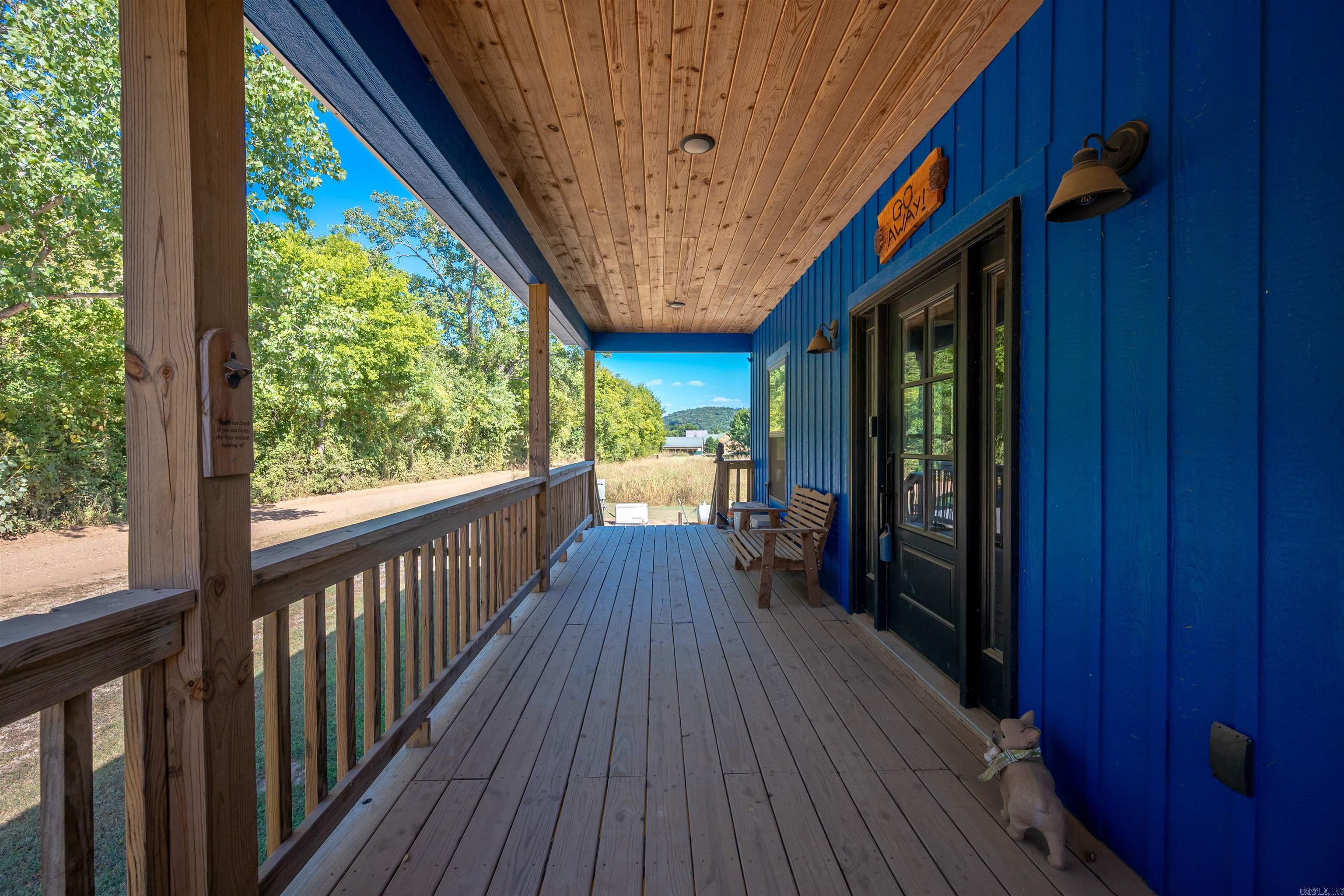 3780 River Road  Guion, AR
