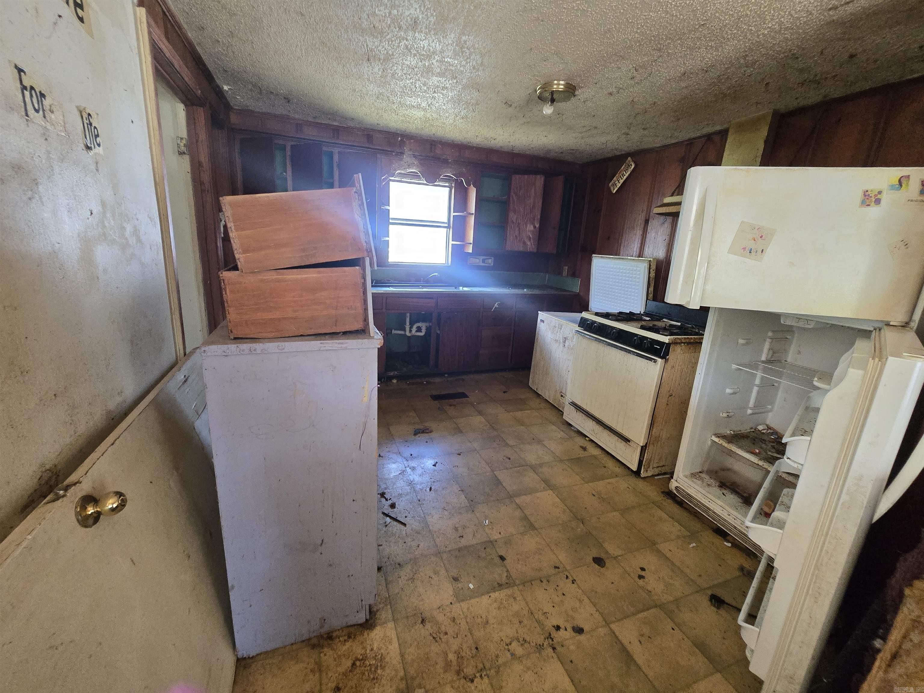 904 W 14th  Russellville, AR