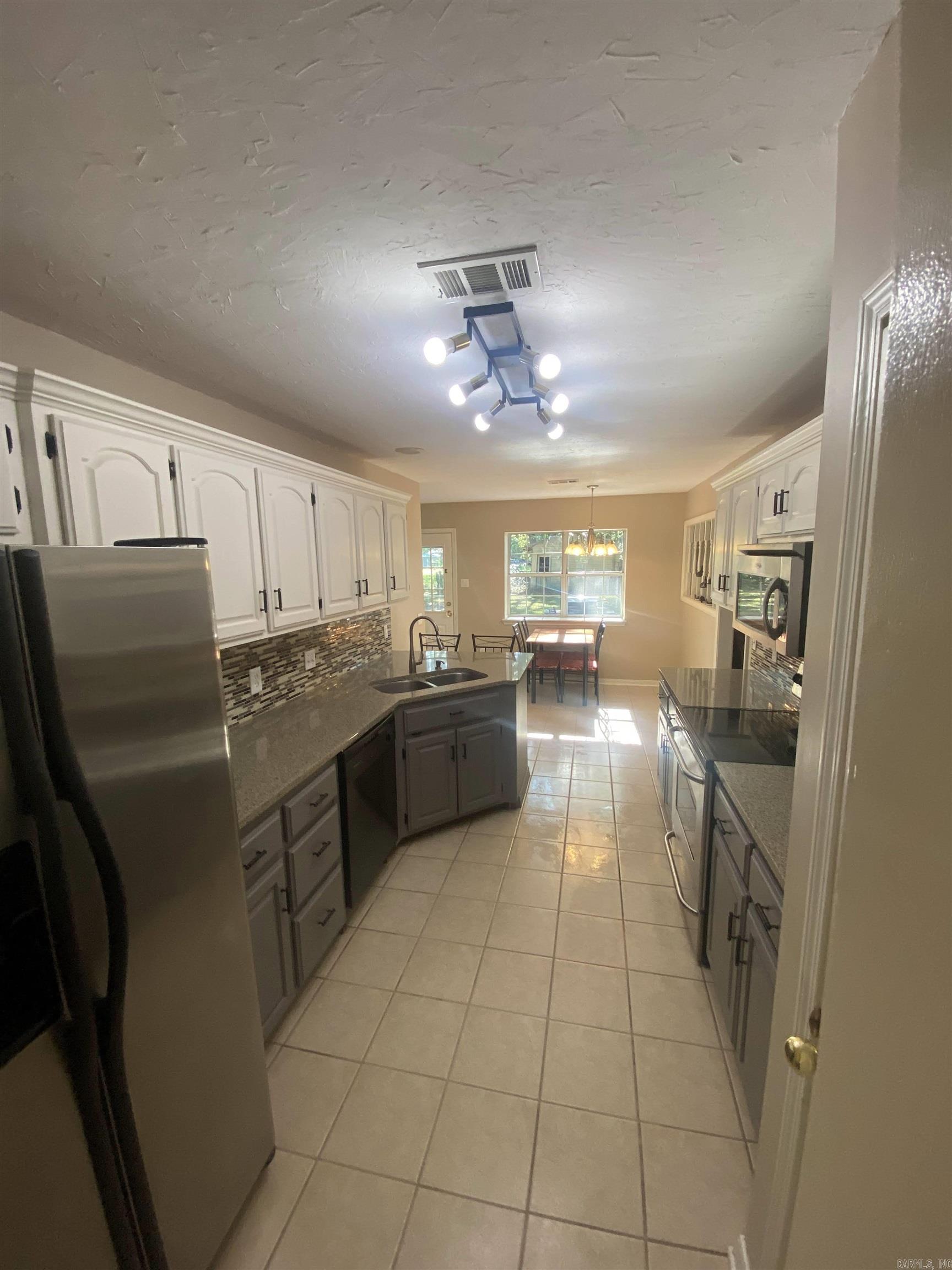 3 Summerville  Greenbrier, AR