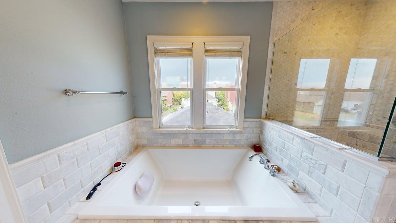 860 Reynolds  Conway, AR