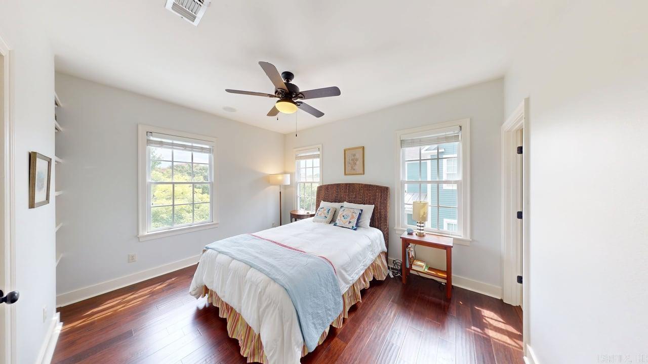 860 Reynolds  Conway, AR