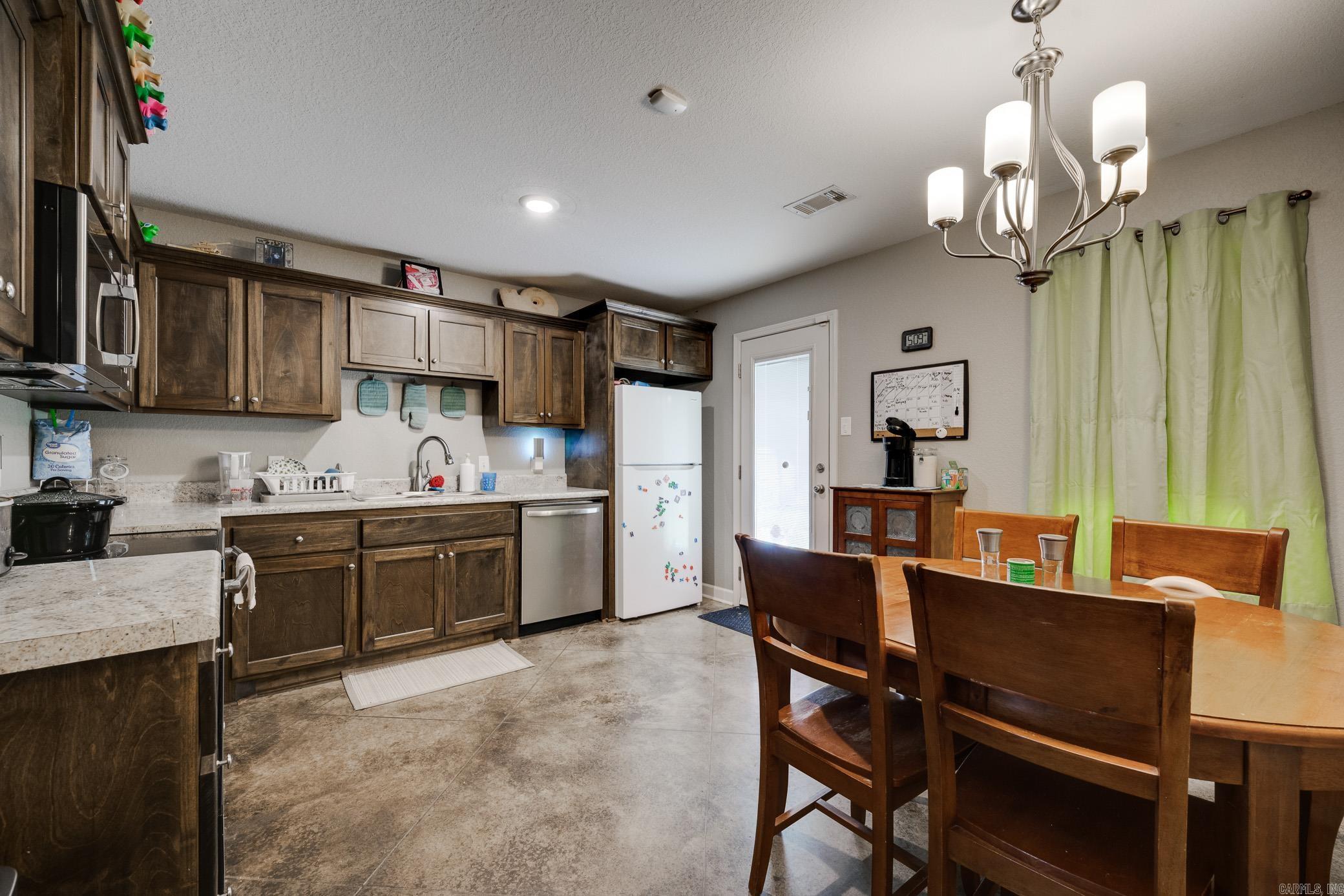 1375 Acuff  Conway, AR