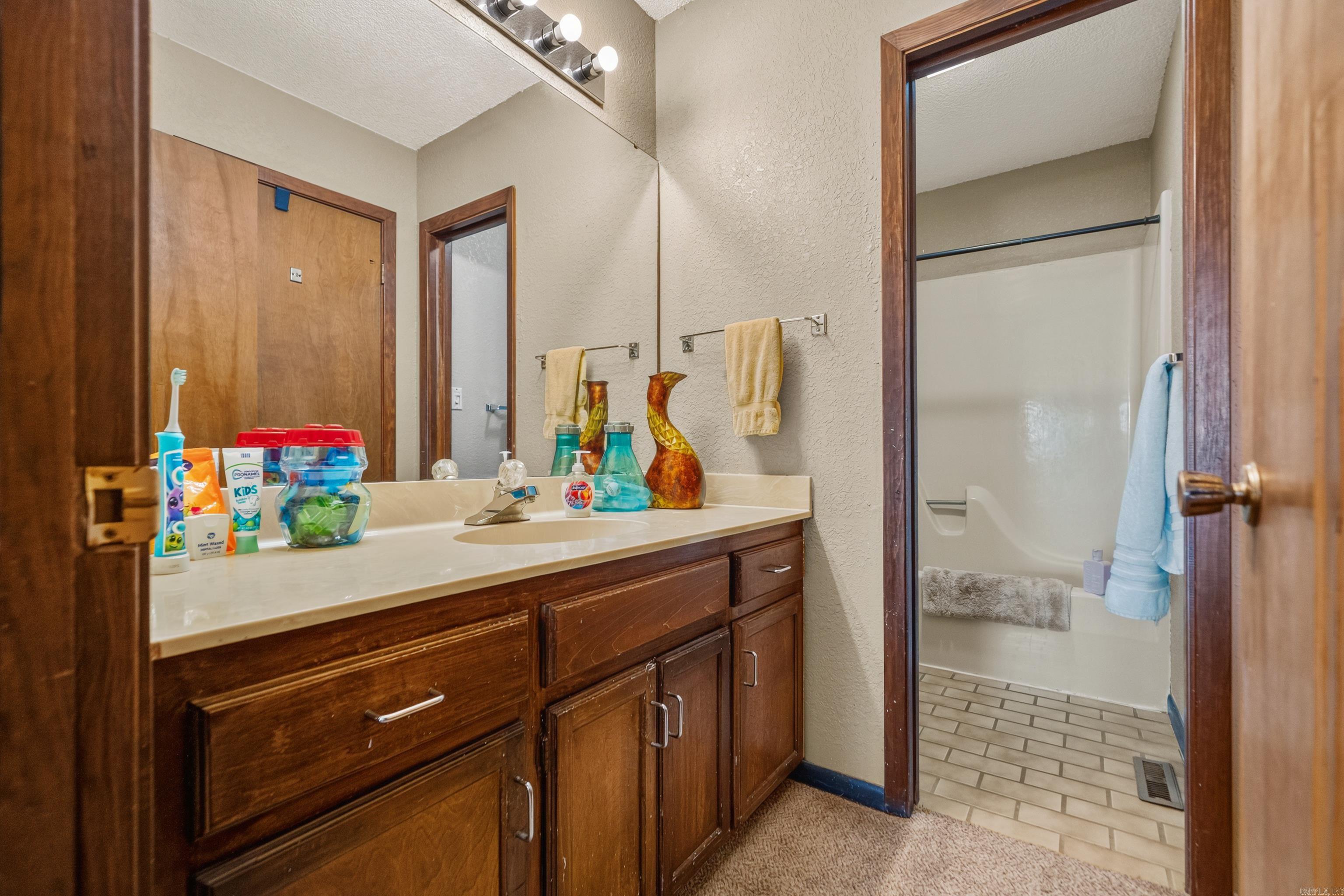 203 Stearns  Hot Springs, AR
