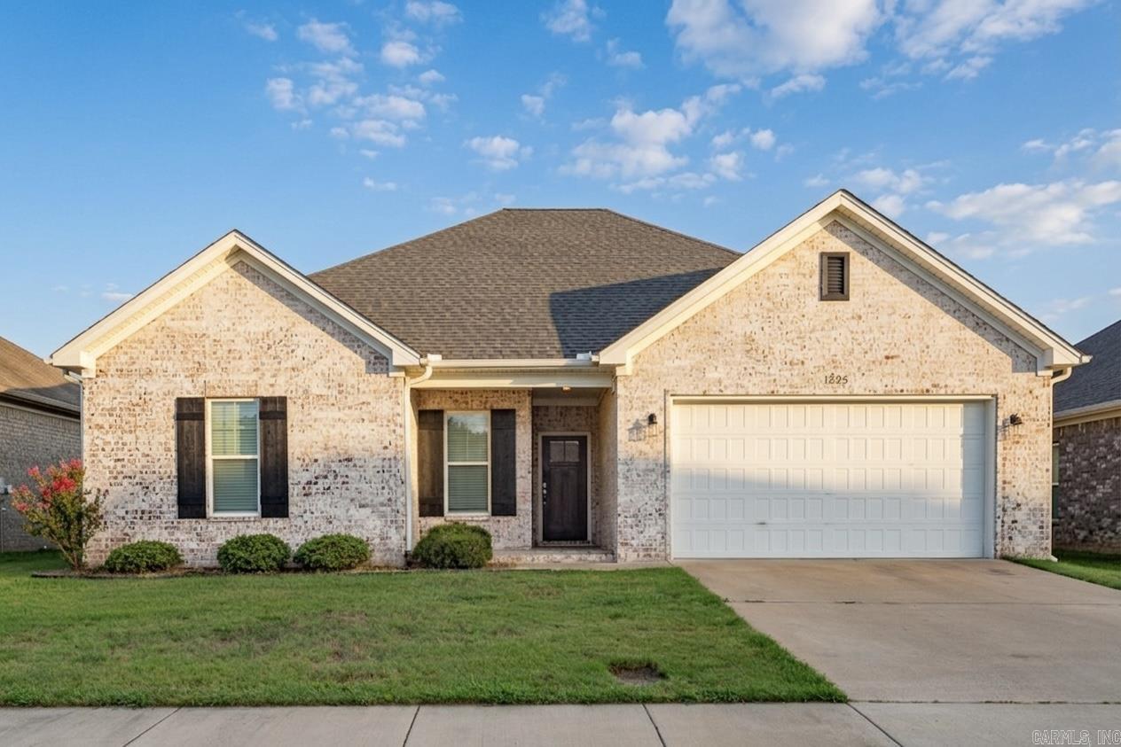1525  Cherry Bark  Conway, AR