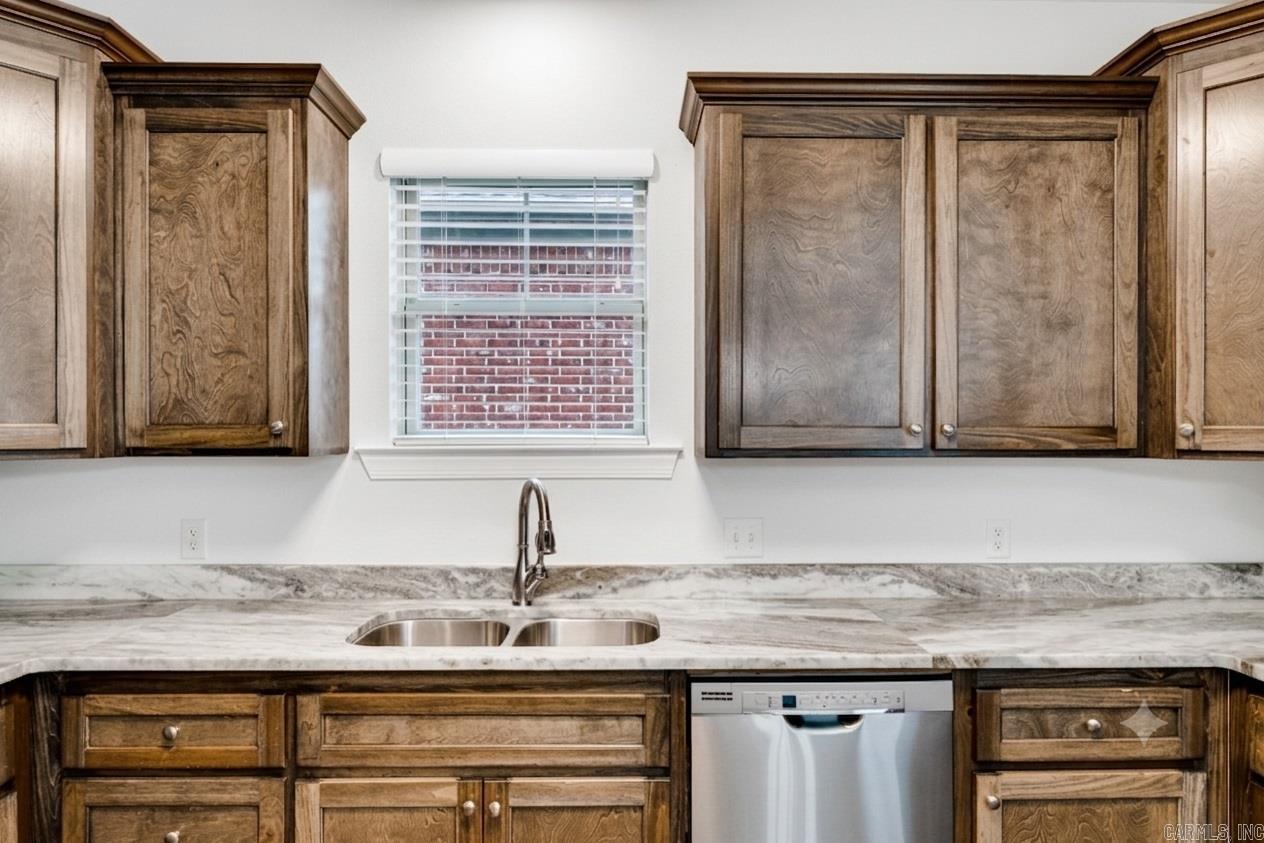 1525 Cherry Bark  Conway, AR