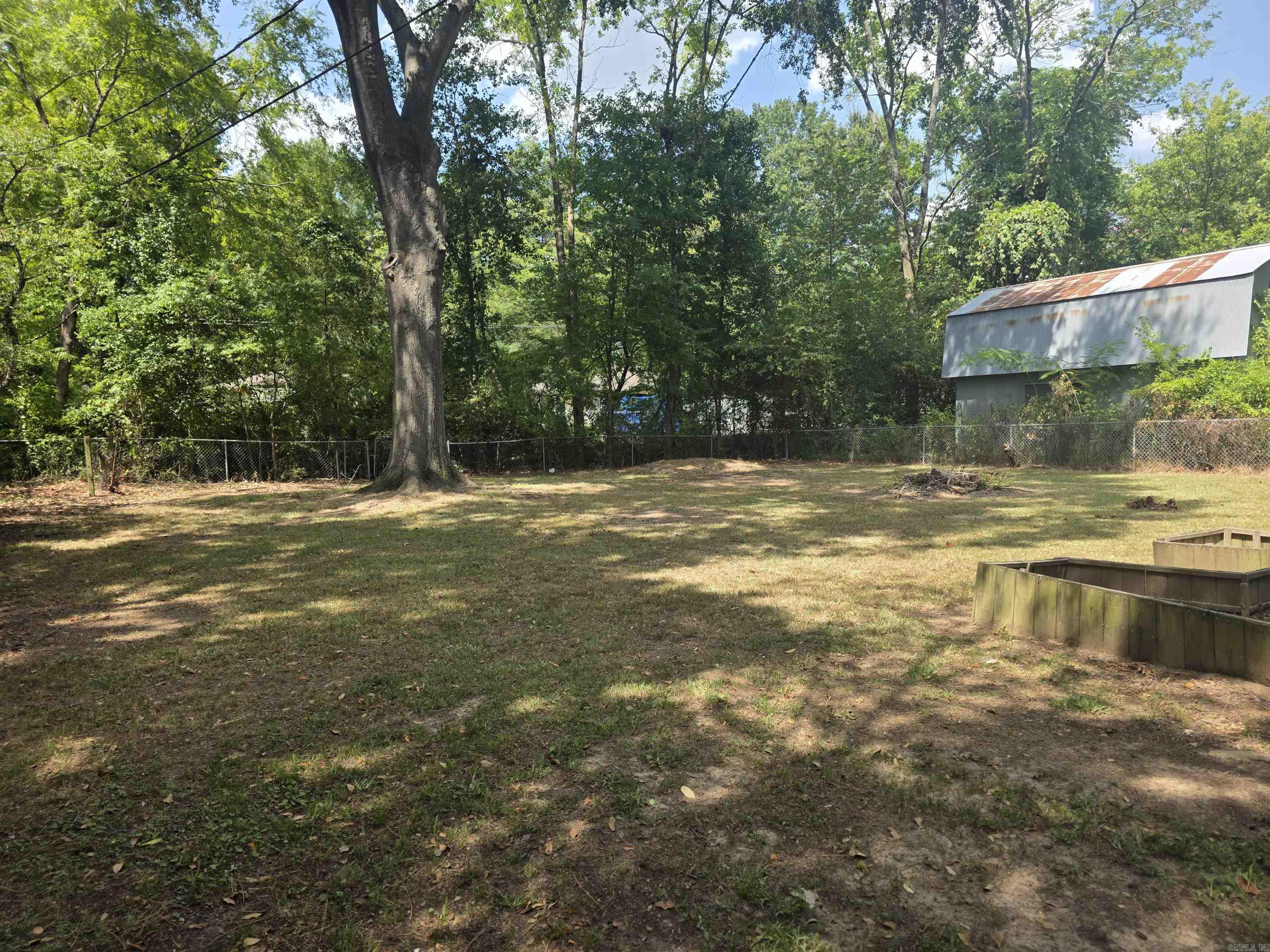 2106 Independence  Conway, AR
