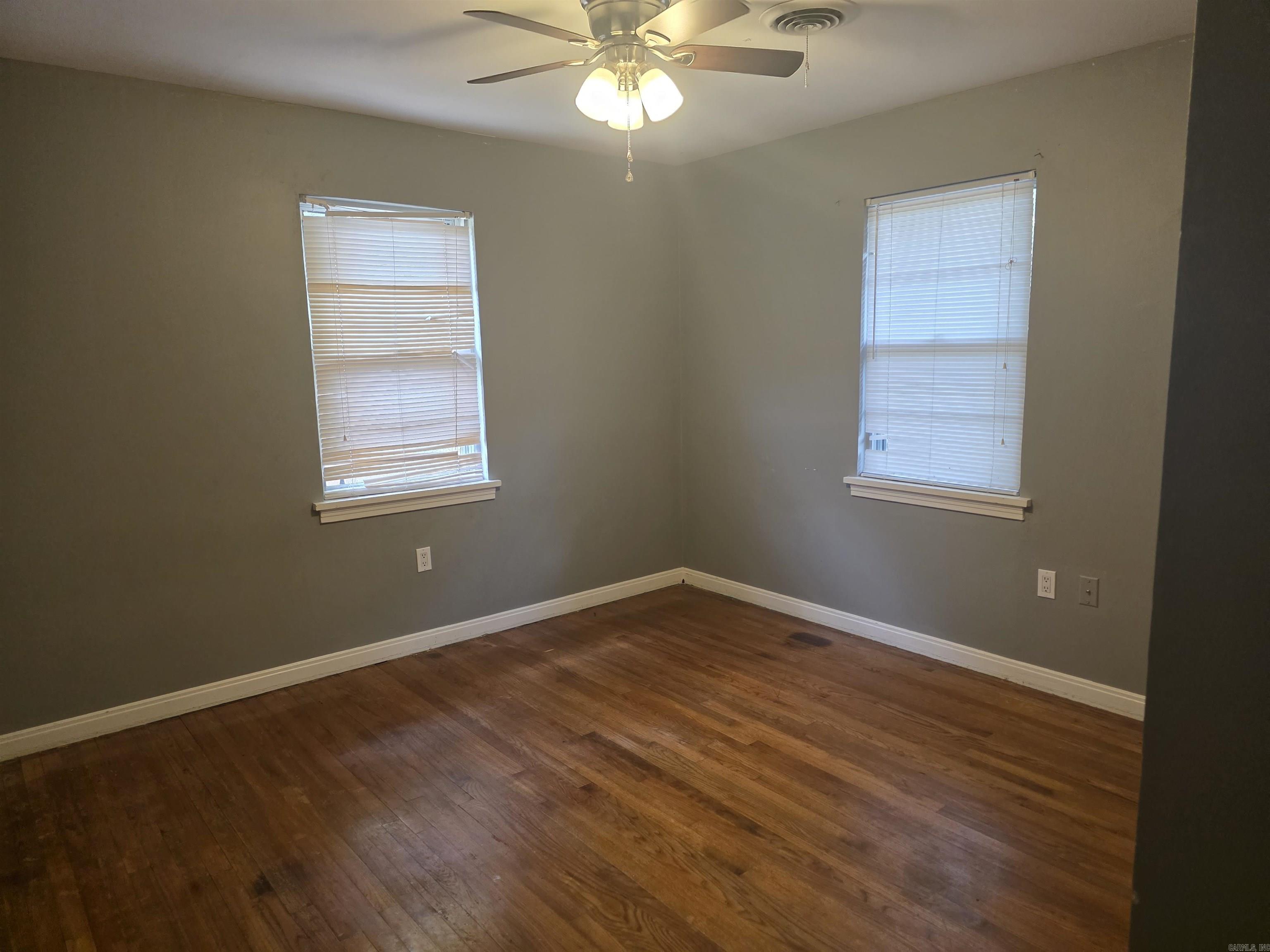 2106 Independence  Conway, AR