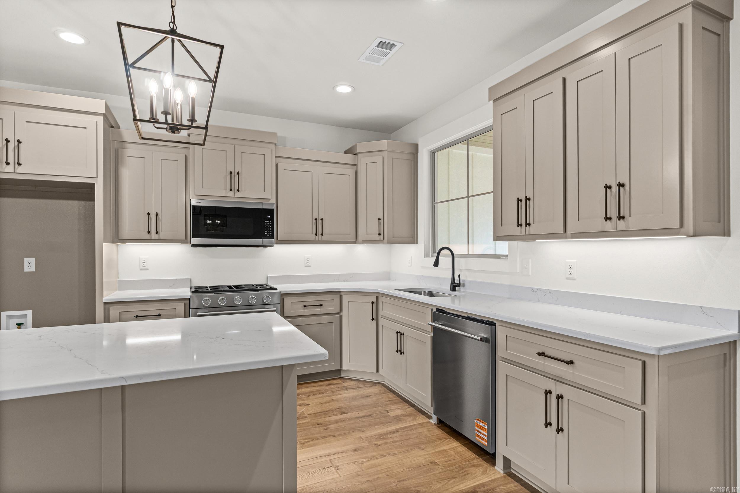 610 Adamson  Searcy, AR