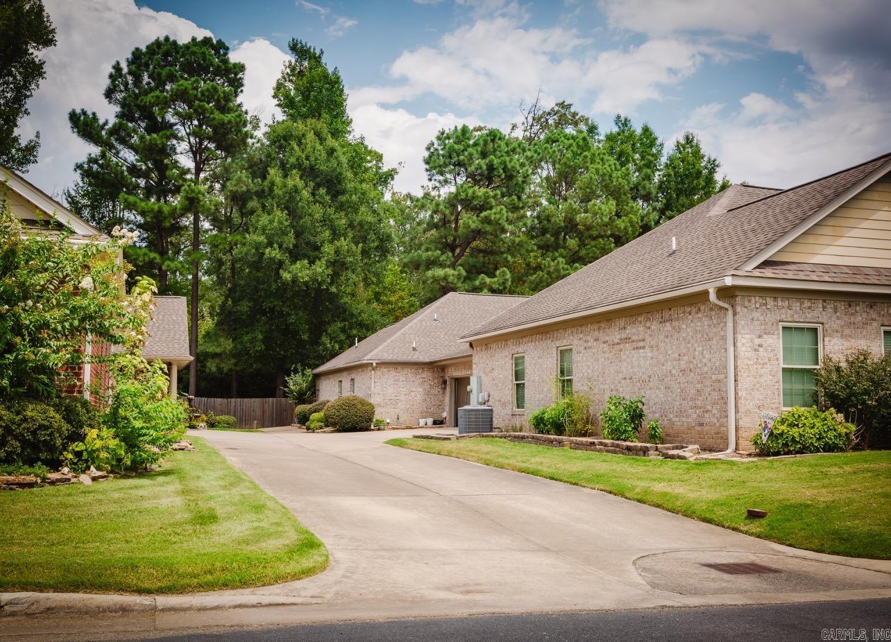 603 Stagecoach Vlg  Little Rock, AR