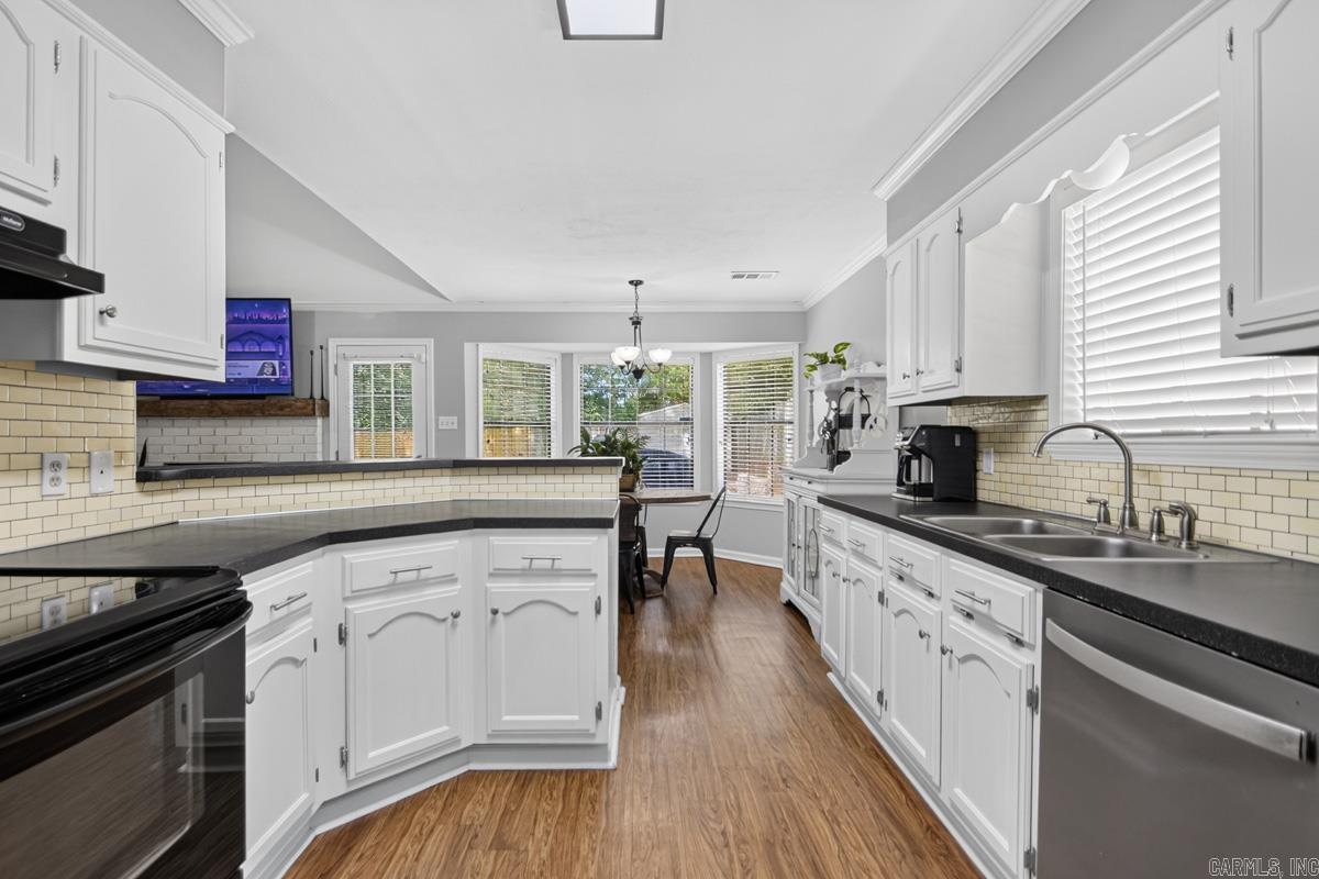 27 Oak Ridge  Maumelle, AR