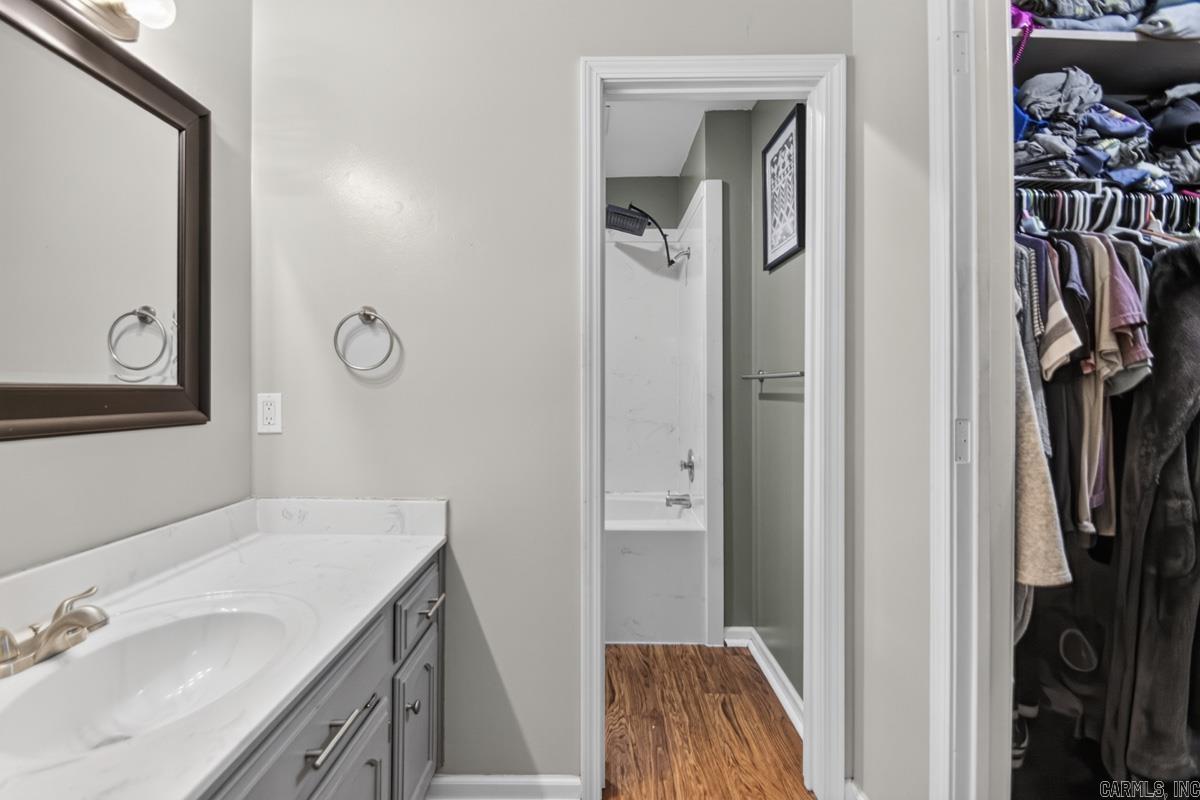 27 Oak Ridge  Maumelle, AR