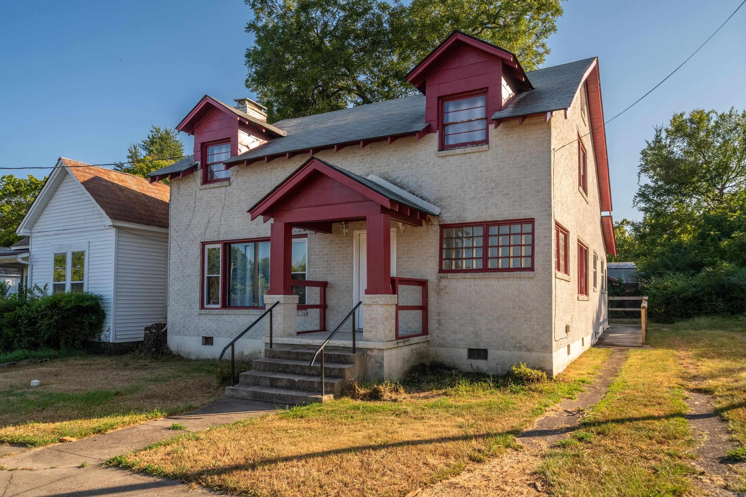 221  Hazel  Hot Springs, AR