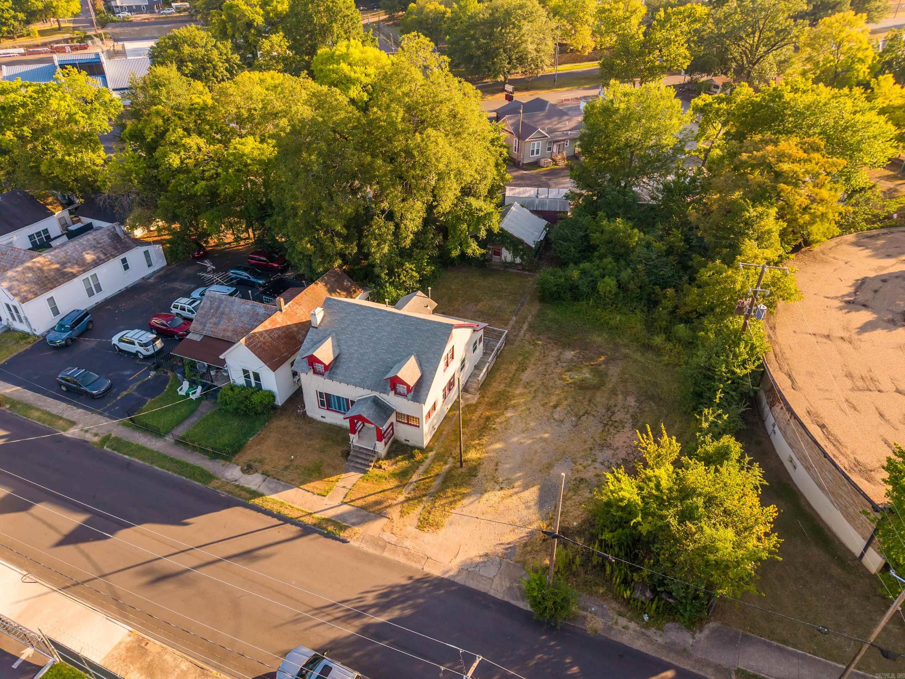 221 Hazel  Hot Springs, AR