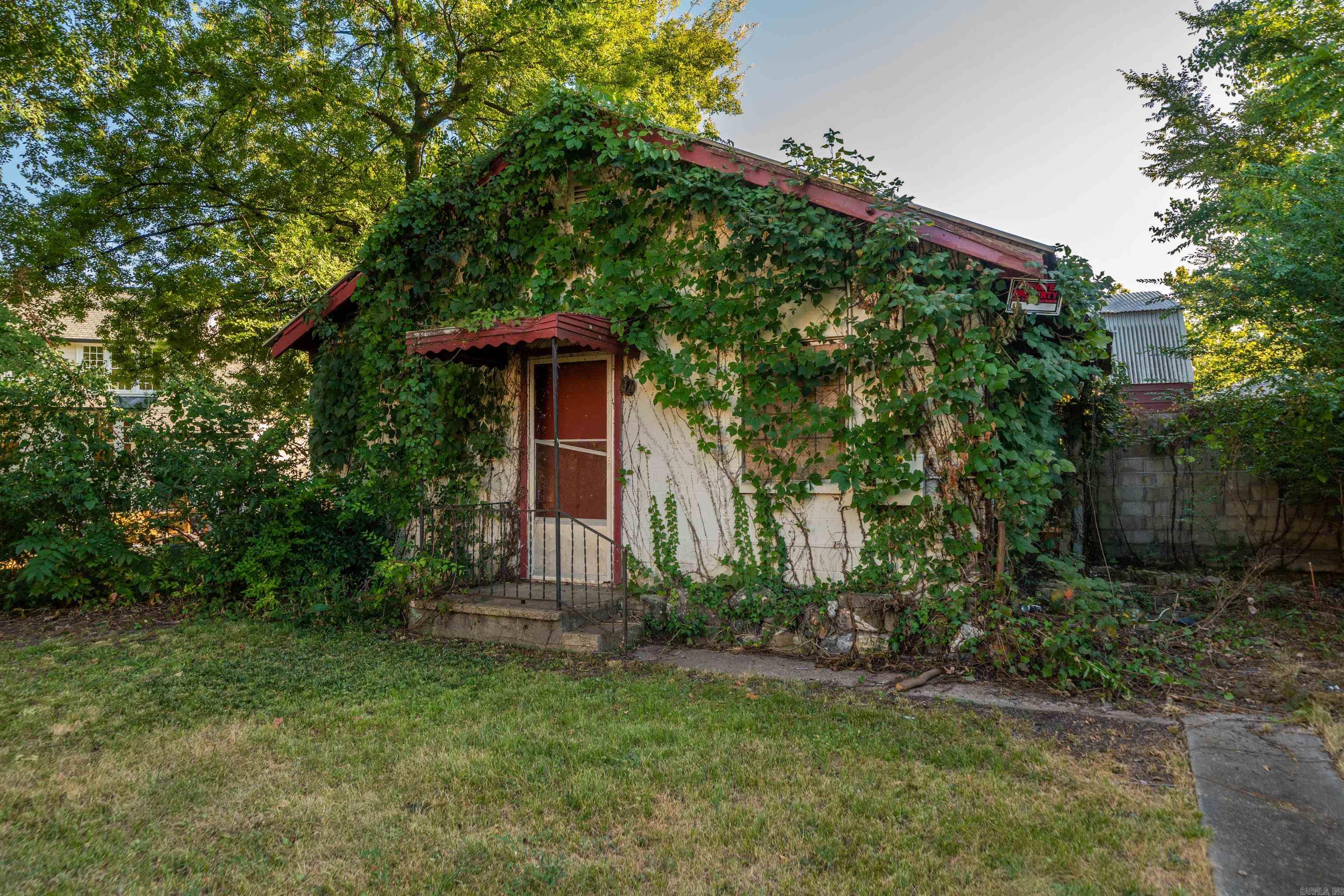 221 Hazel  Hot Springs, AR