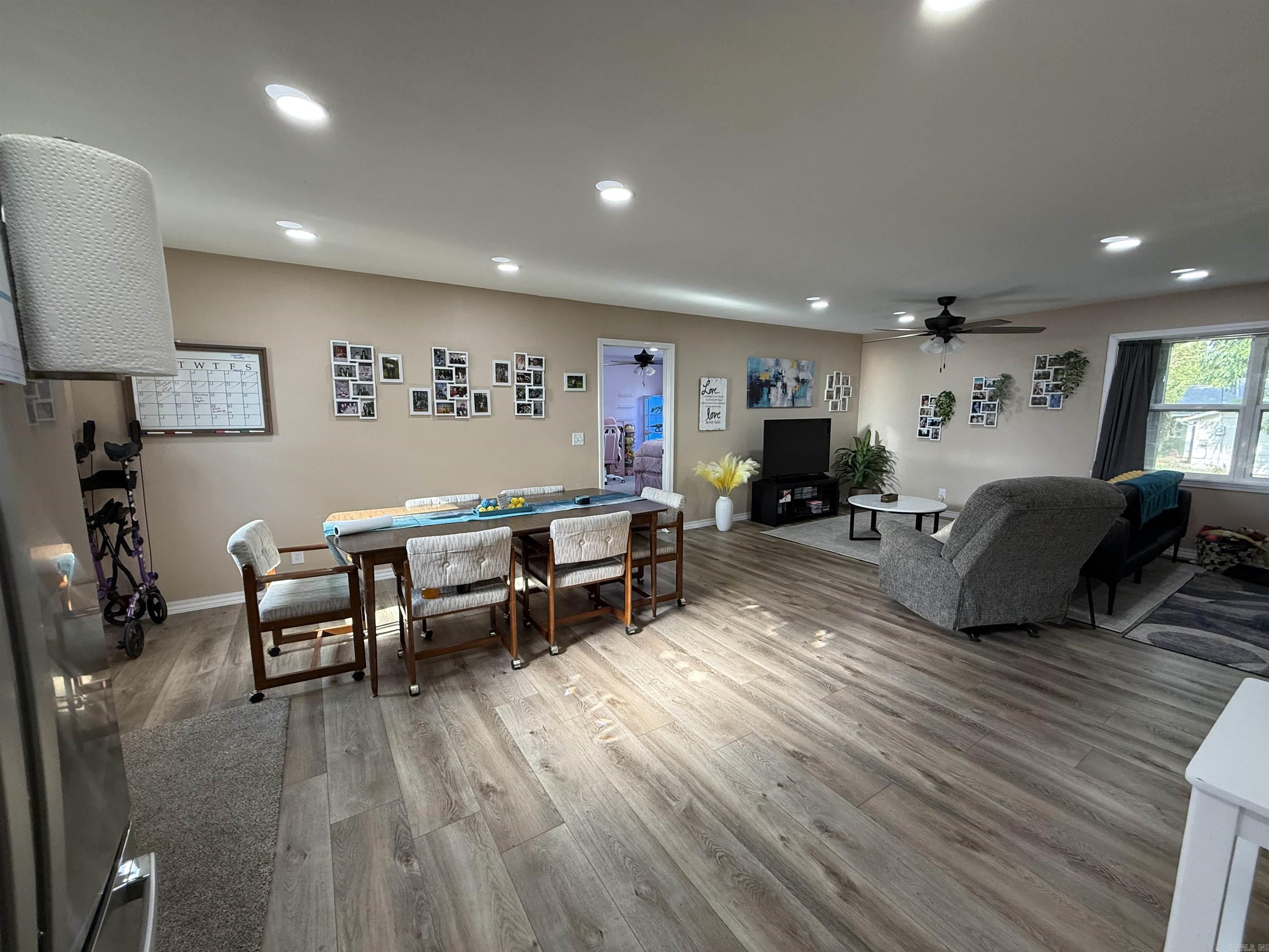 305 Farris  Clarksville, AR