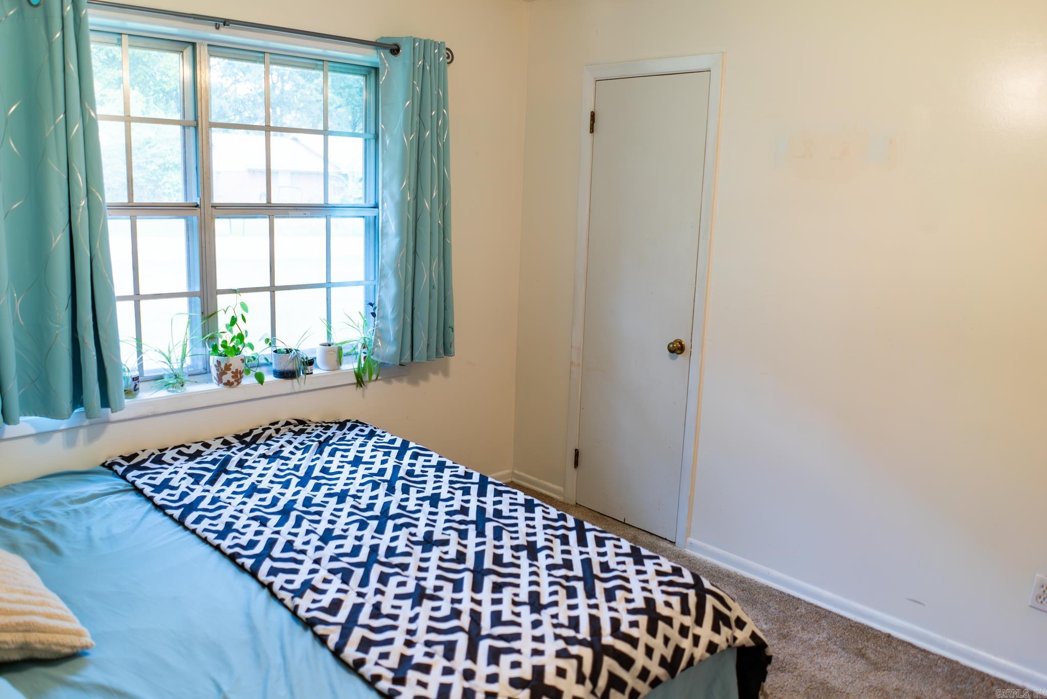177 Center  Monticello, AR