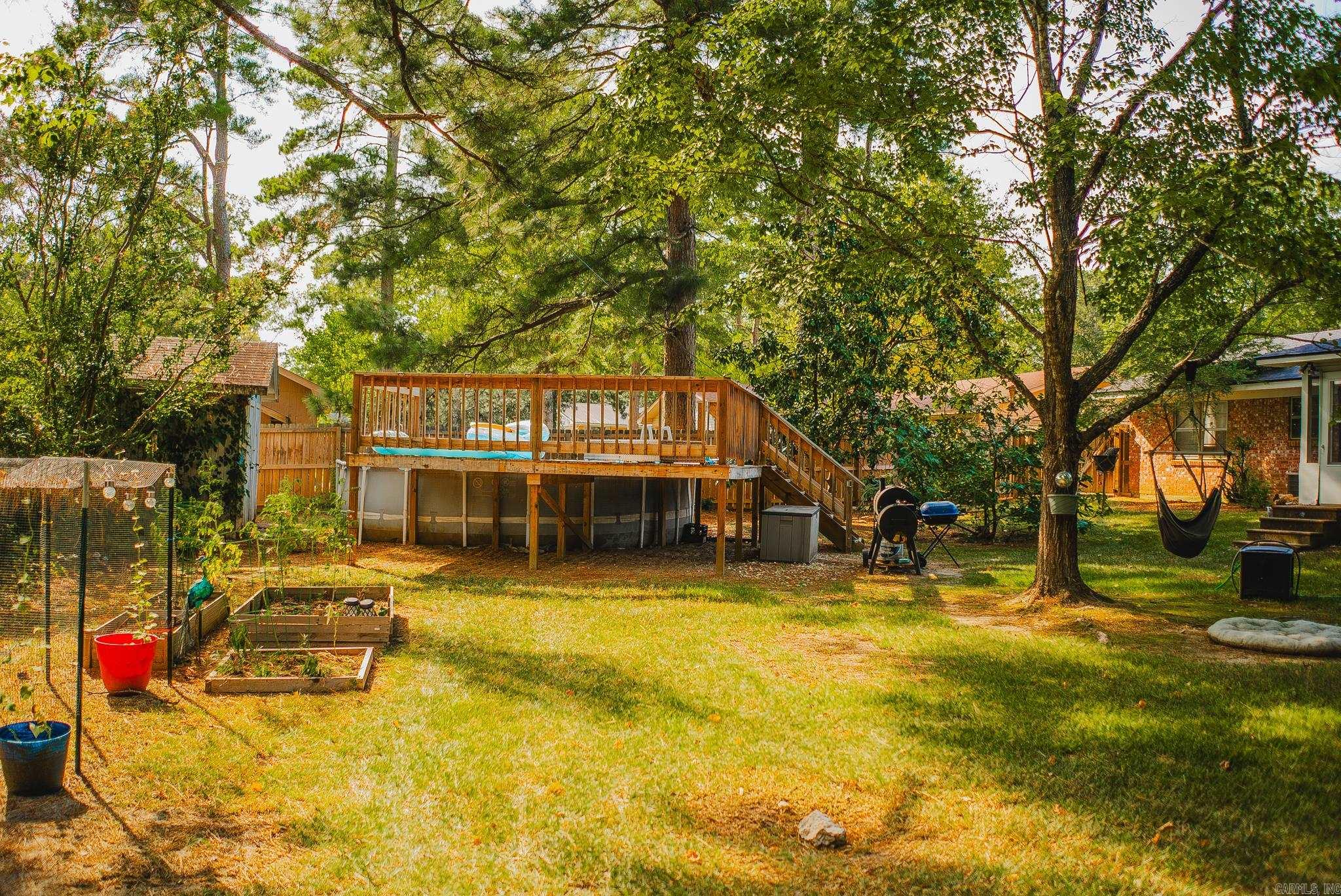 177 Center  Monticello, AR