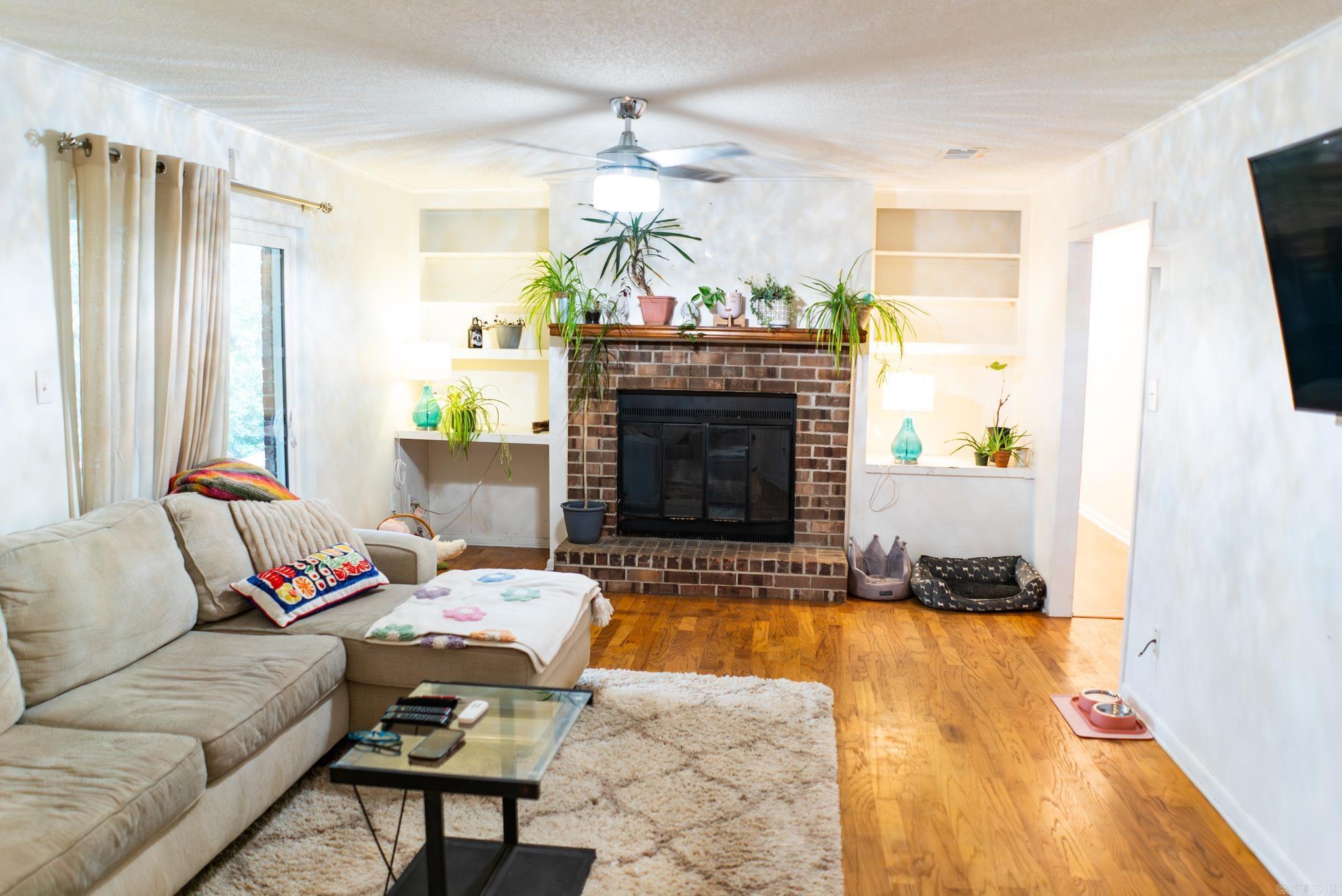 177 Center  Monticello, AR