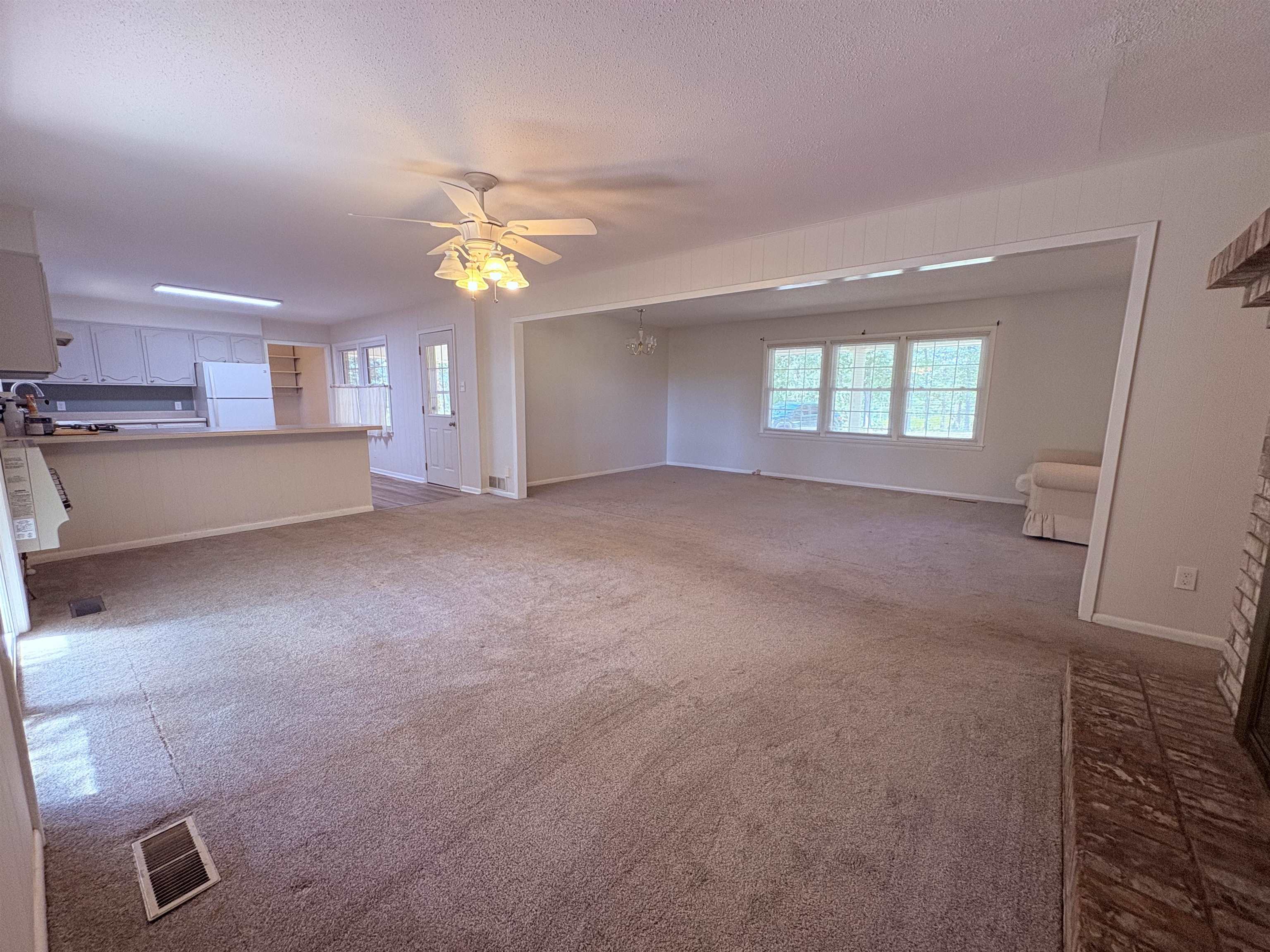 352 Hwy 62/412  Ash Flat, AR