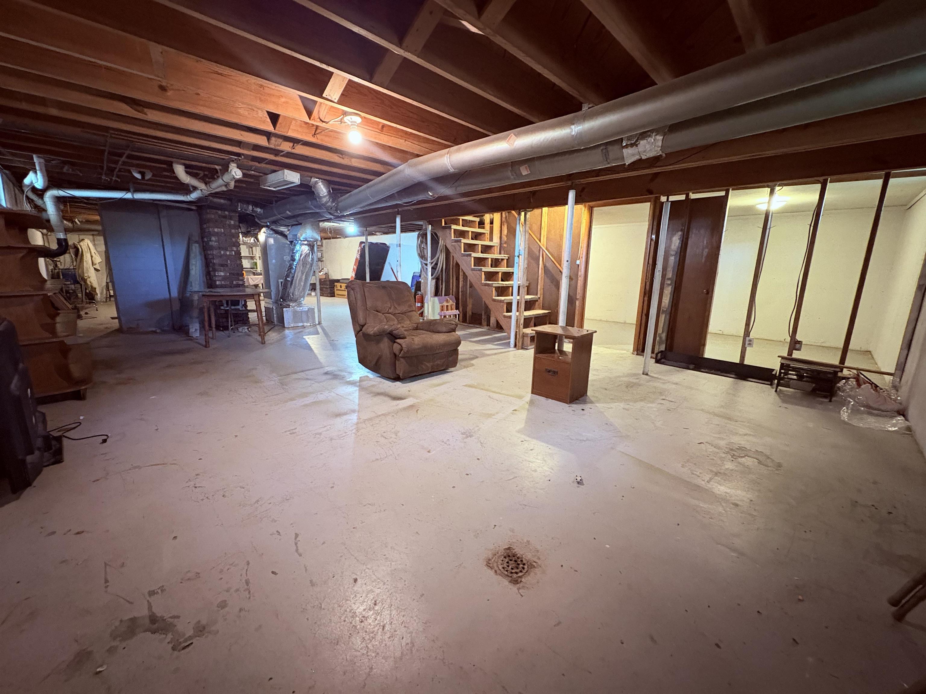 352 Hwy 62/412  Ash Flat, AR