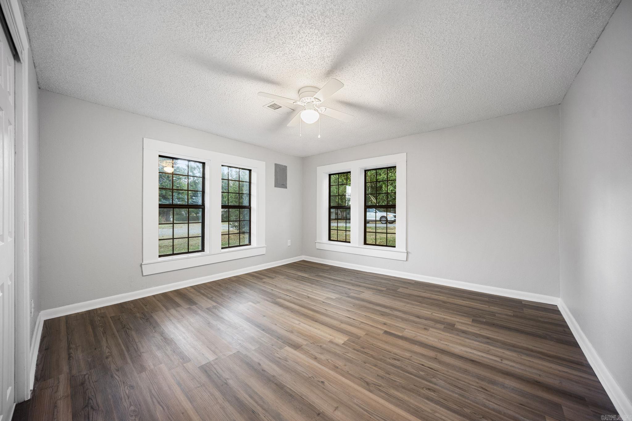 1100 W Mcrae  Searcy, AR