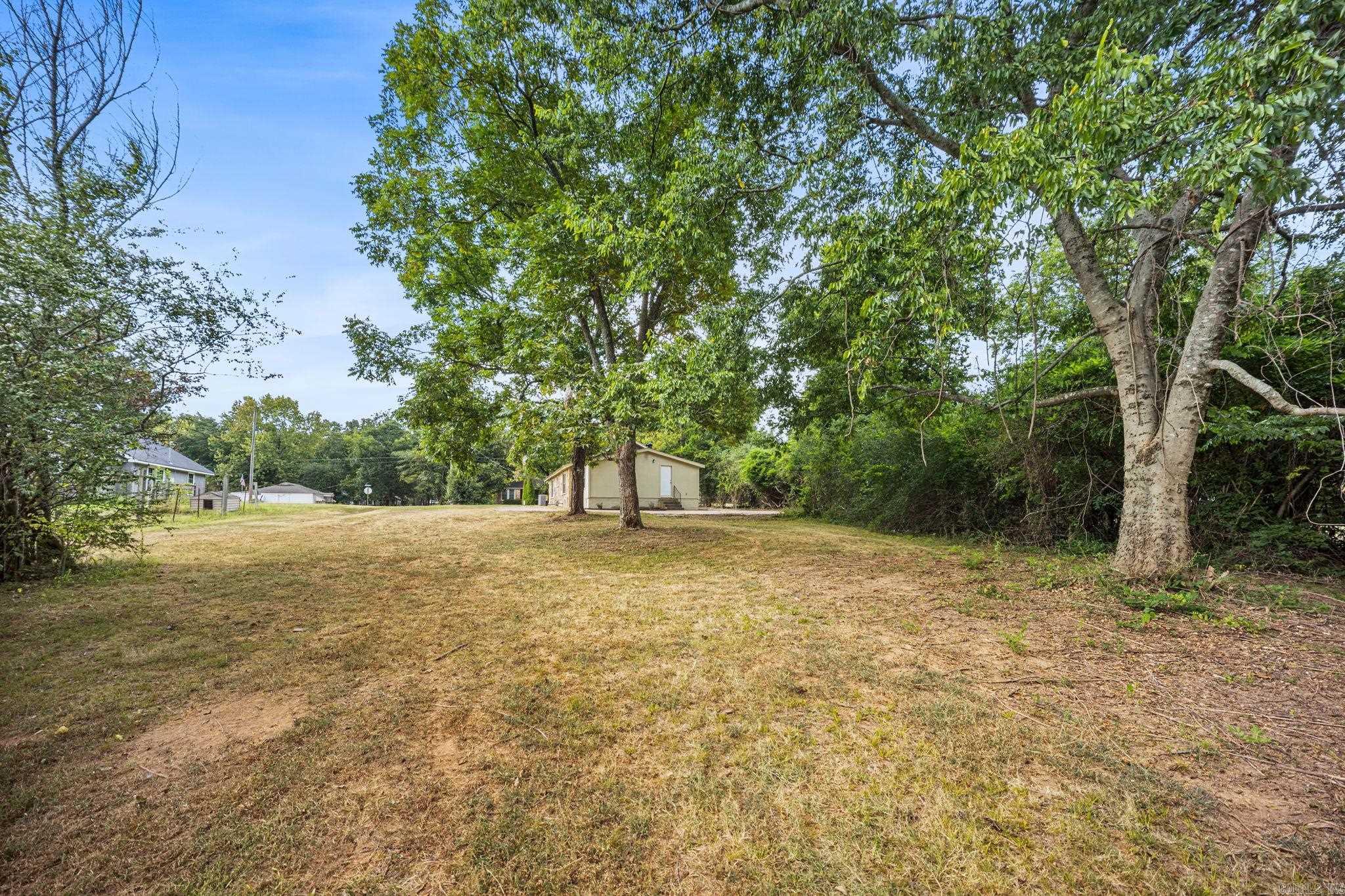 1100 W Mcrae  Searcy, AR