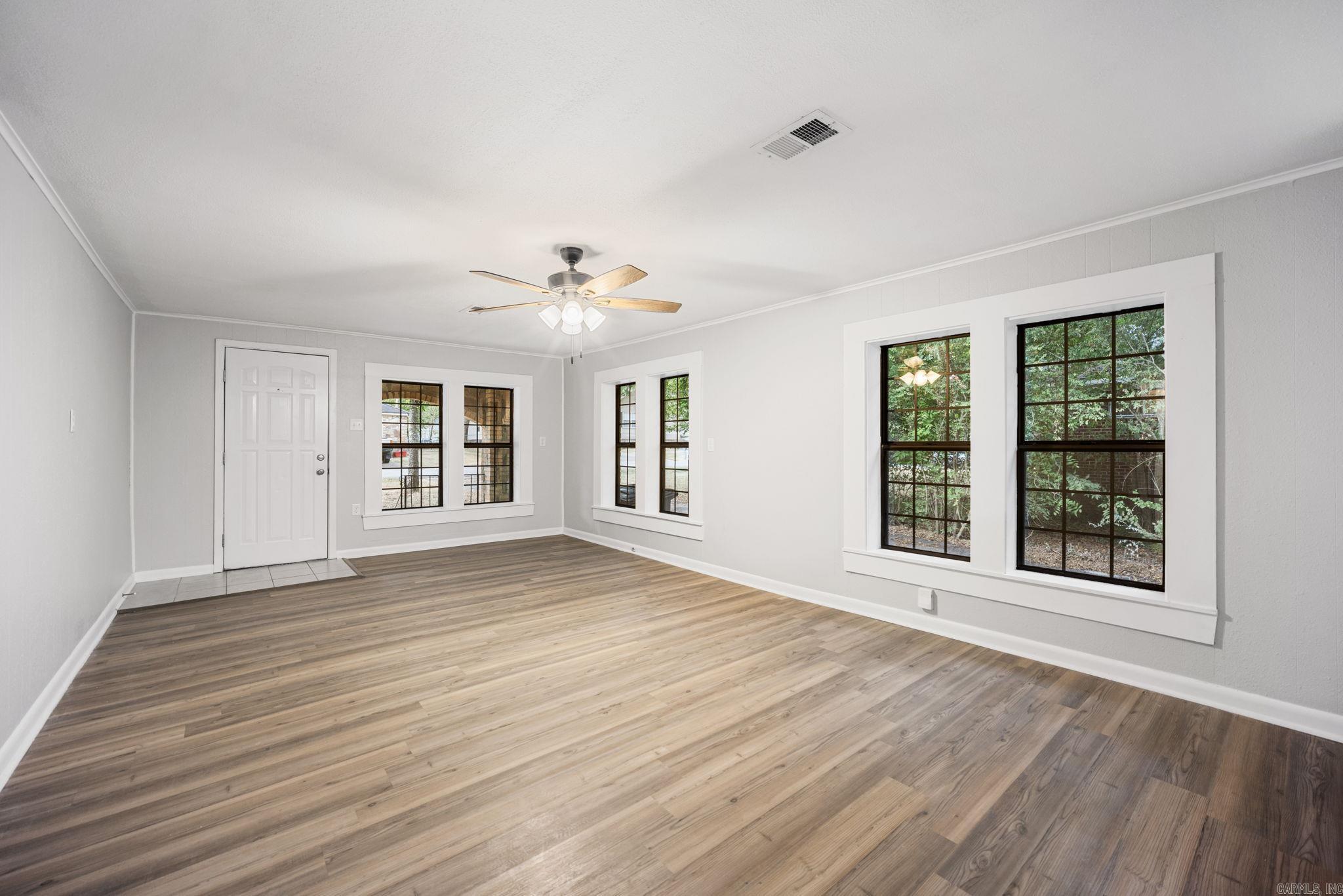 1100 W Mcrae  Searcy, AR