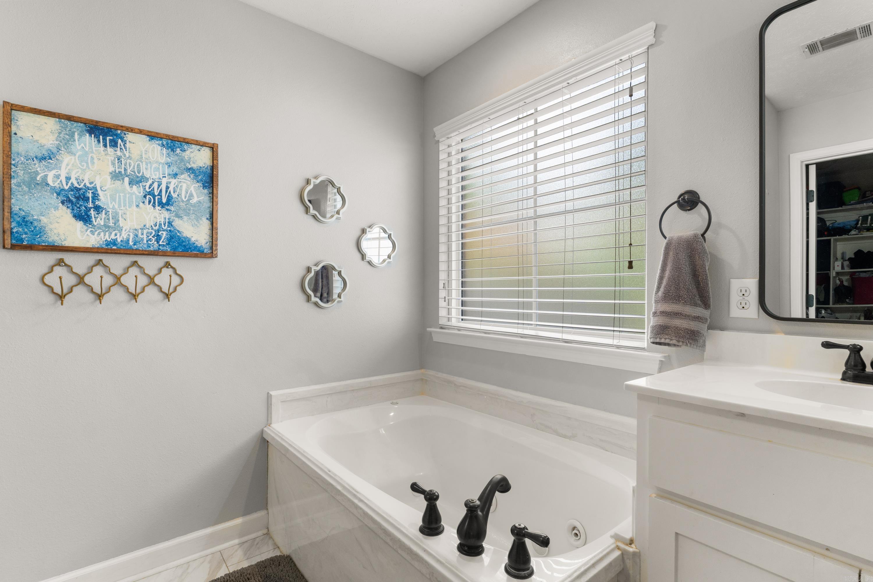 1705 Gardenia  Conway, AR