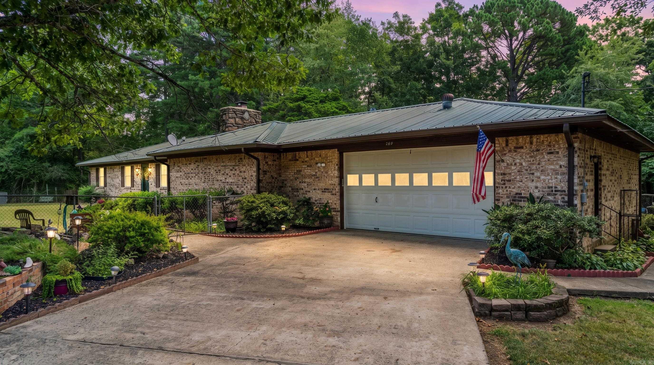 564  Green Tree  Clinton, AR