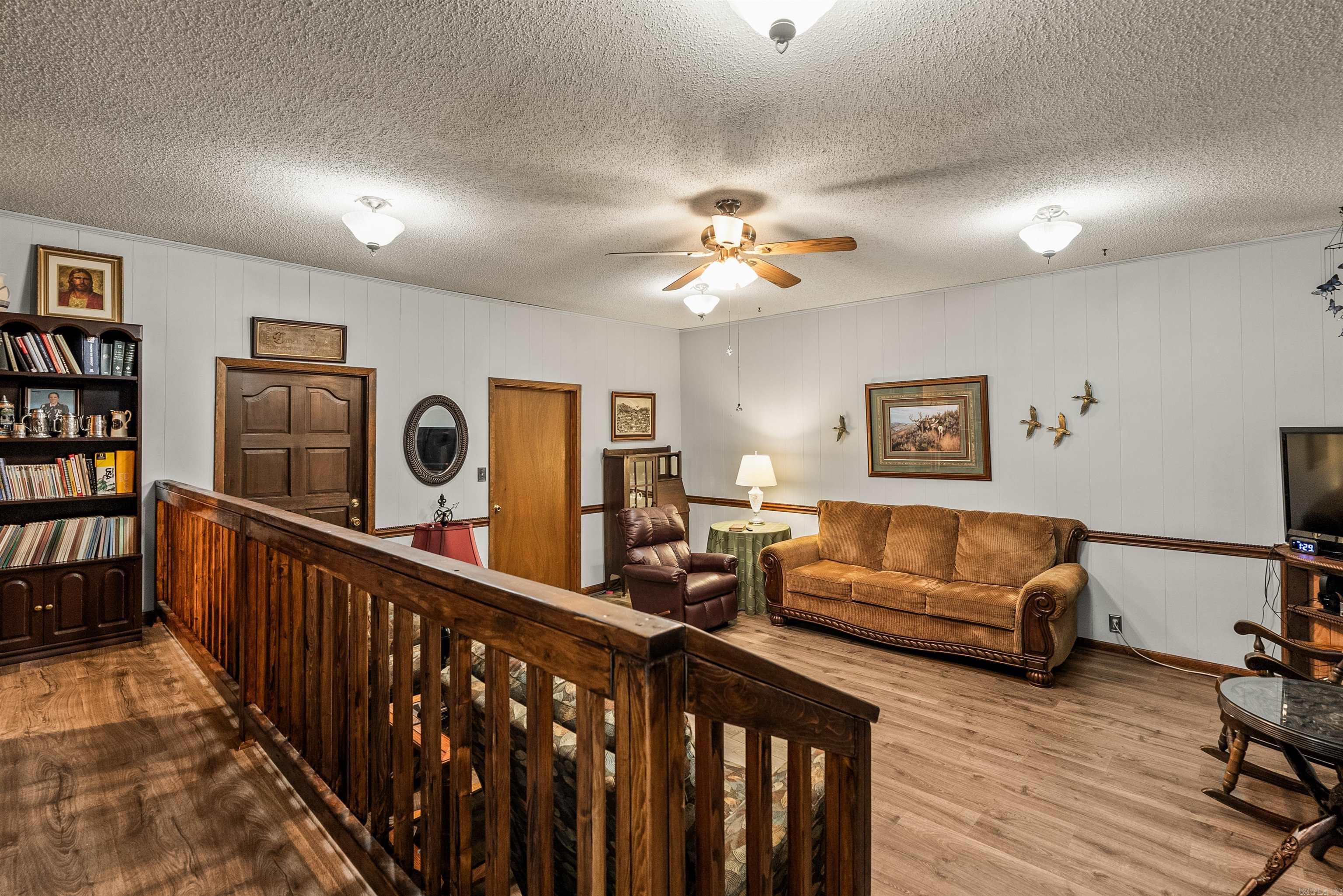 564 Green Tree  Clinton, AR