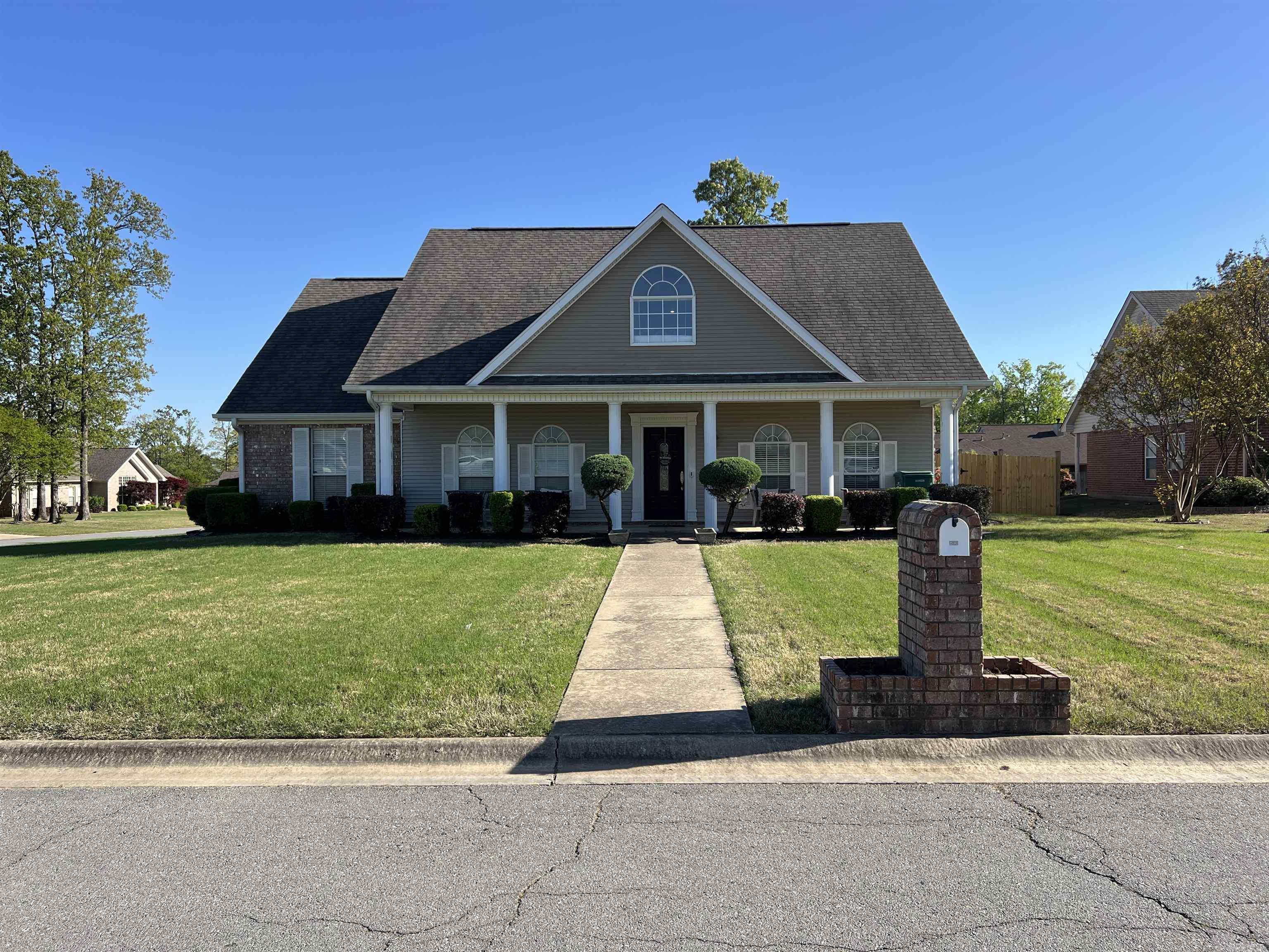200 Blue Bird Cove  White Hall, AR