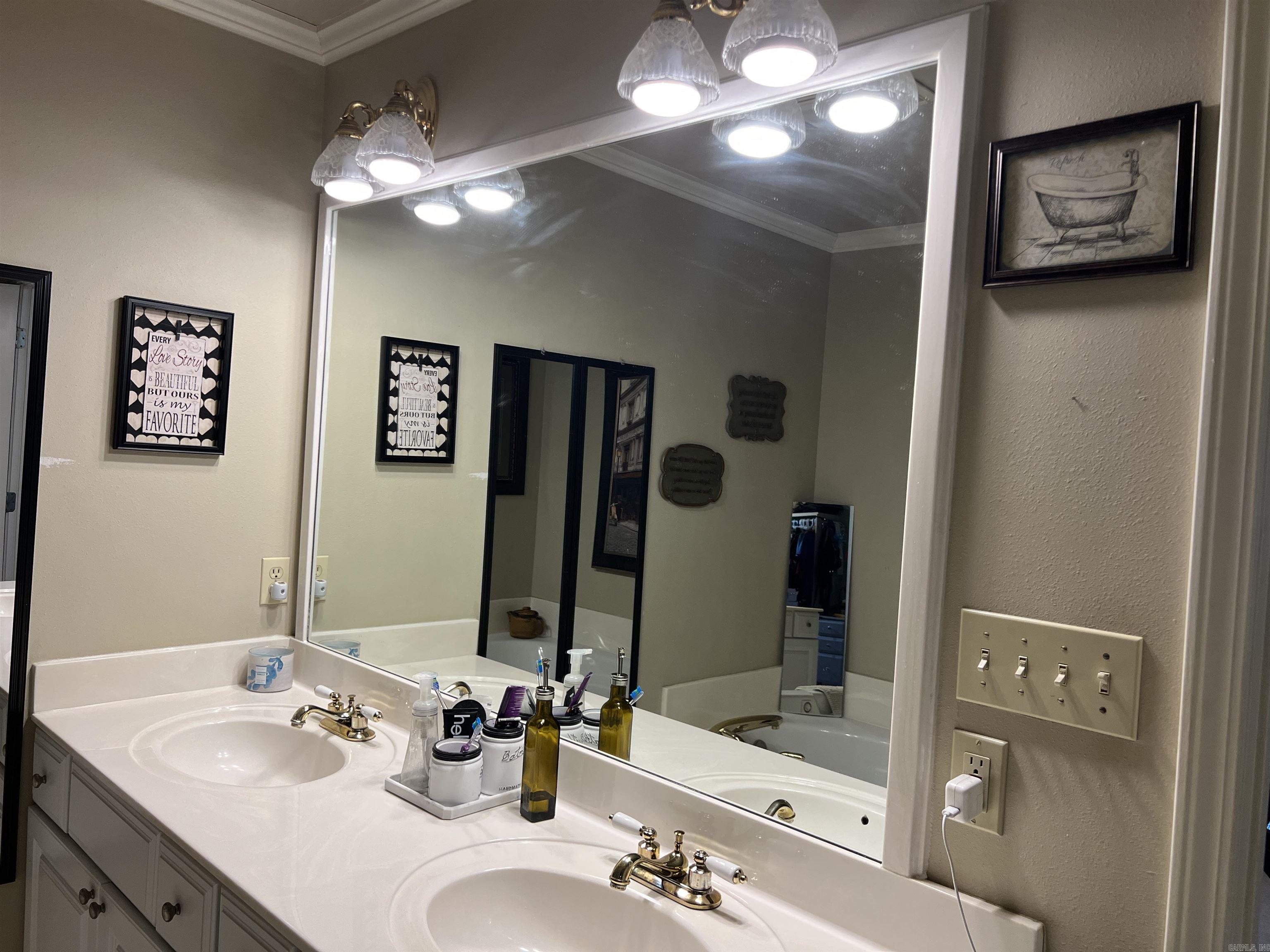 200 Blue Bird Cove  White Hall, AR