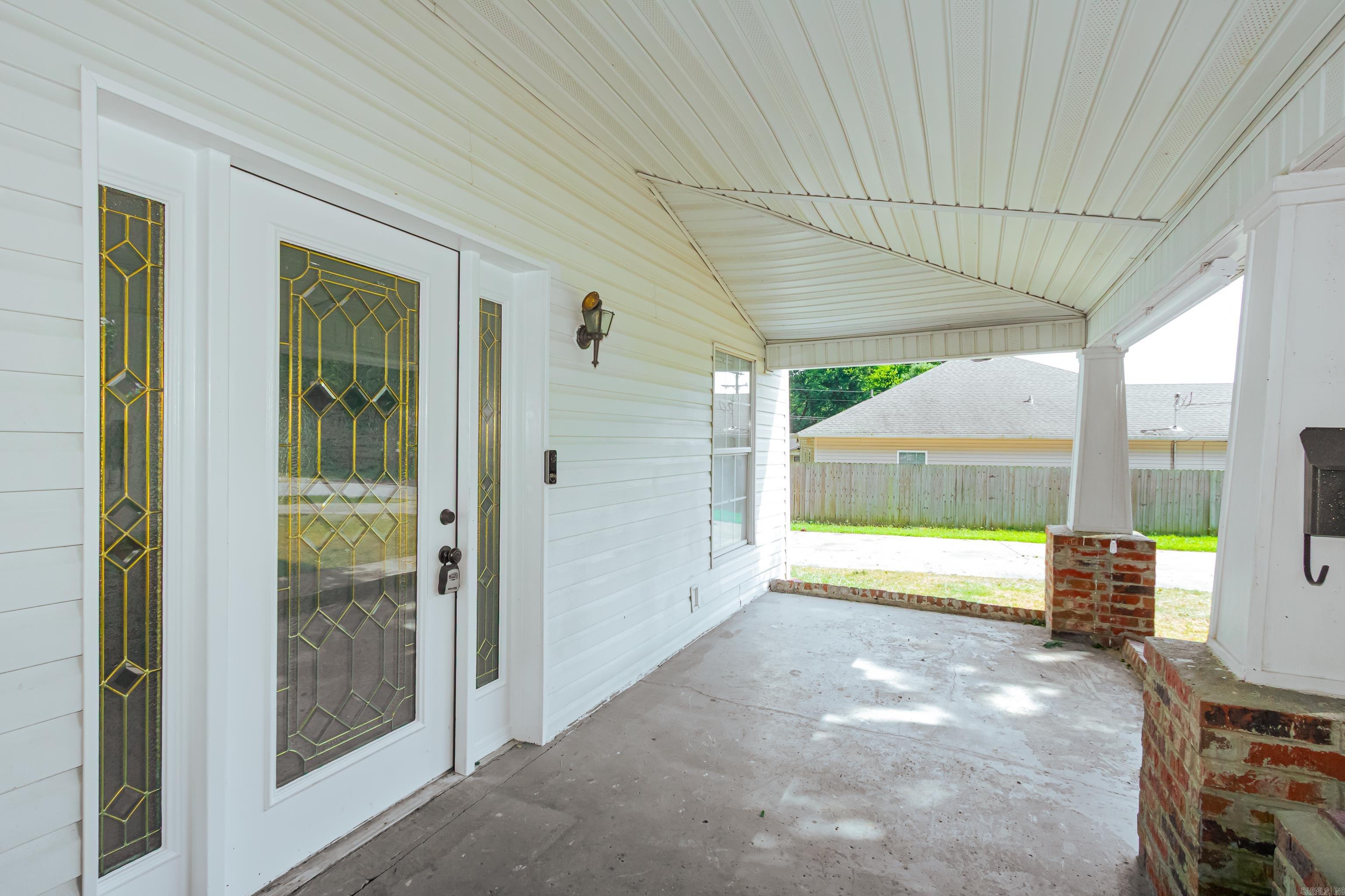 1018 River  Benton, AR
