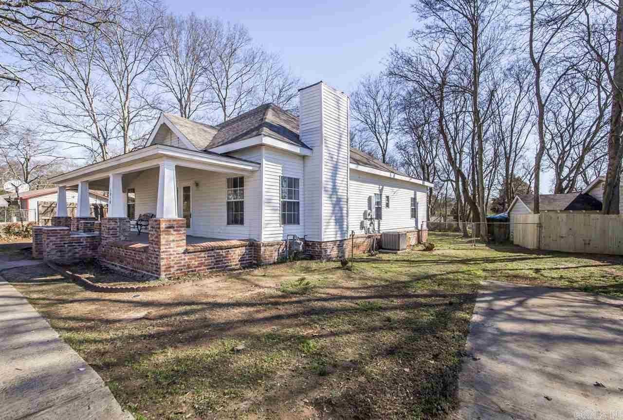 1018 River  Benton, AR