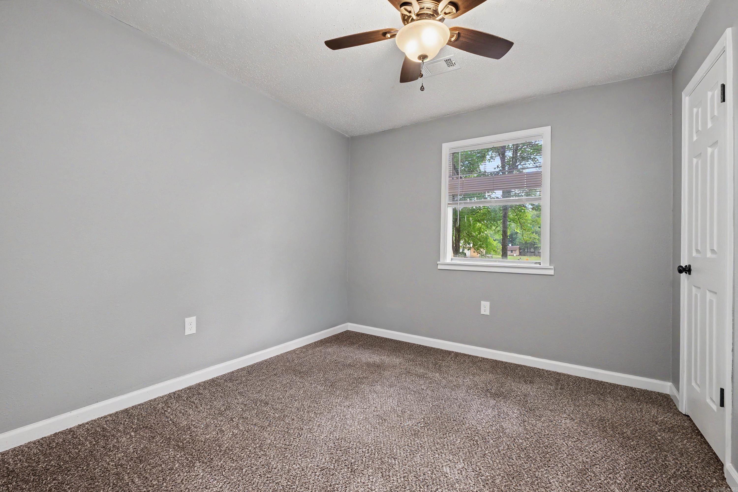 6521 Grayson  Benton, AR